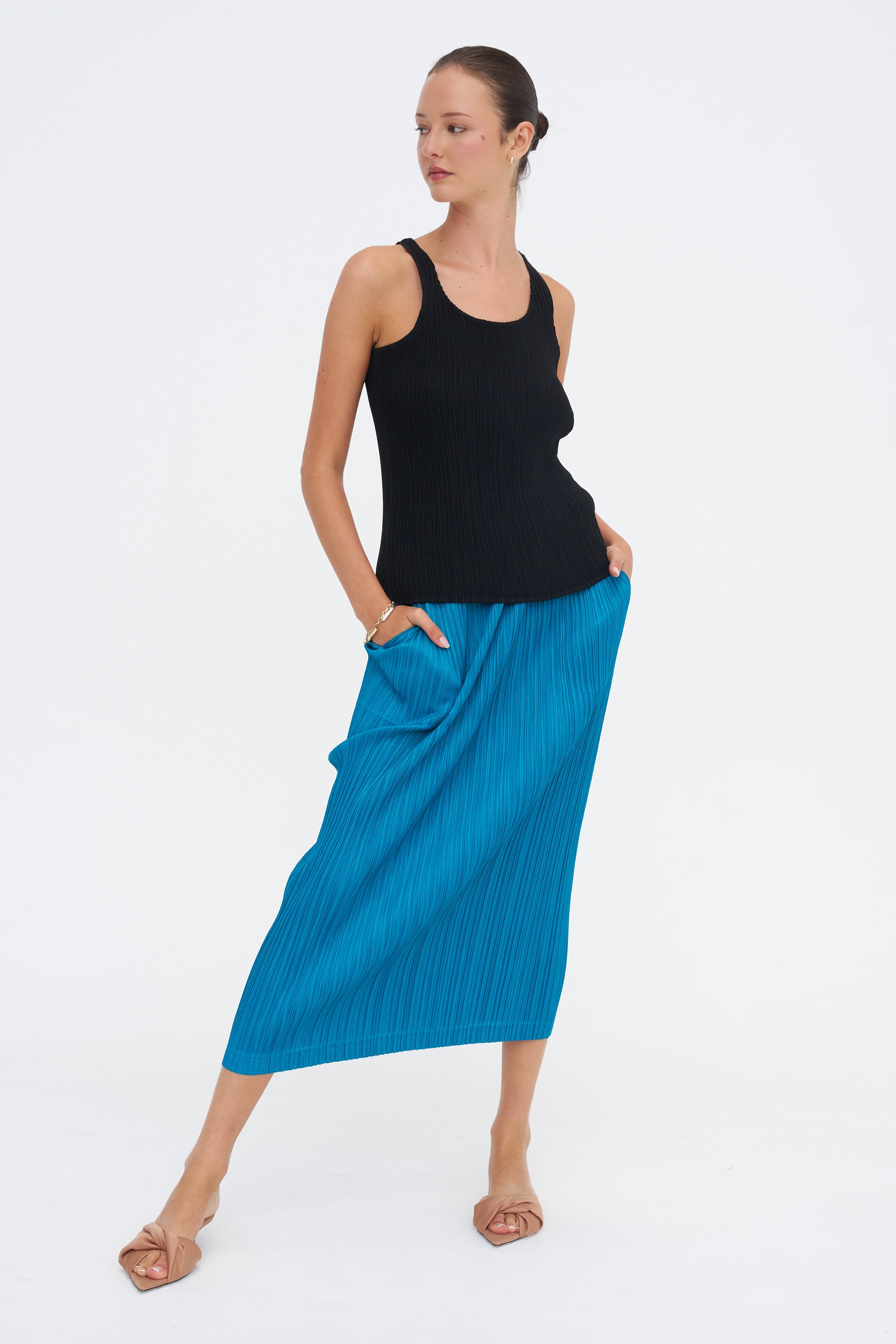 国内買付 PLEATS PLEASE ISSEY MIYAKE POINTE s-l1200.jpg