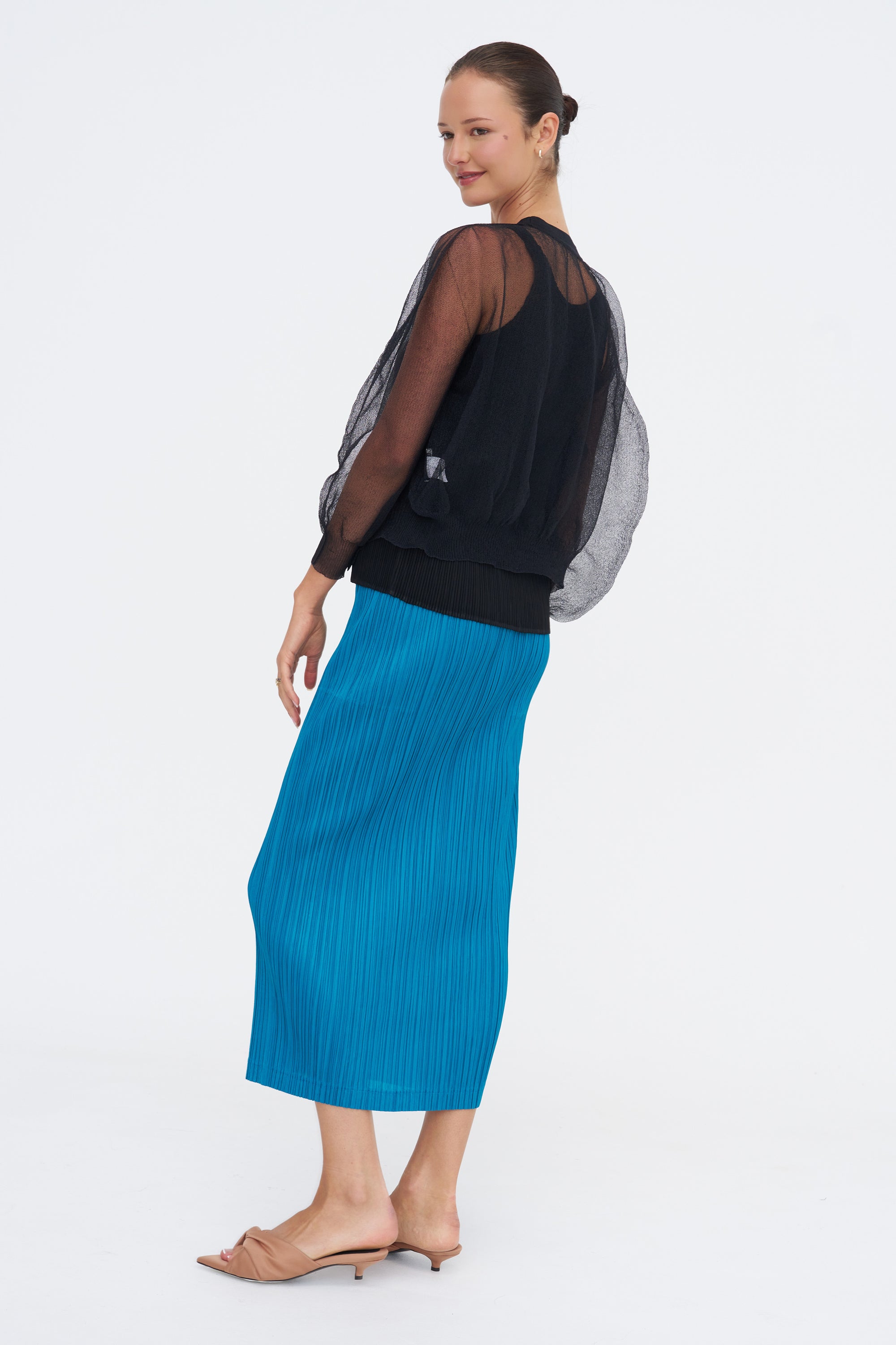 Encase, Black