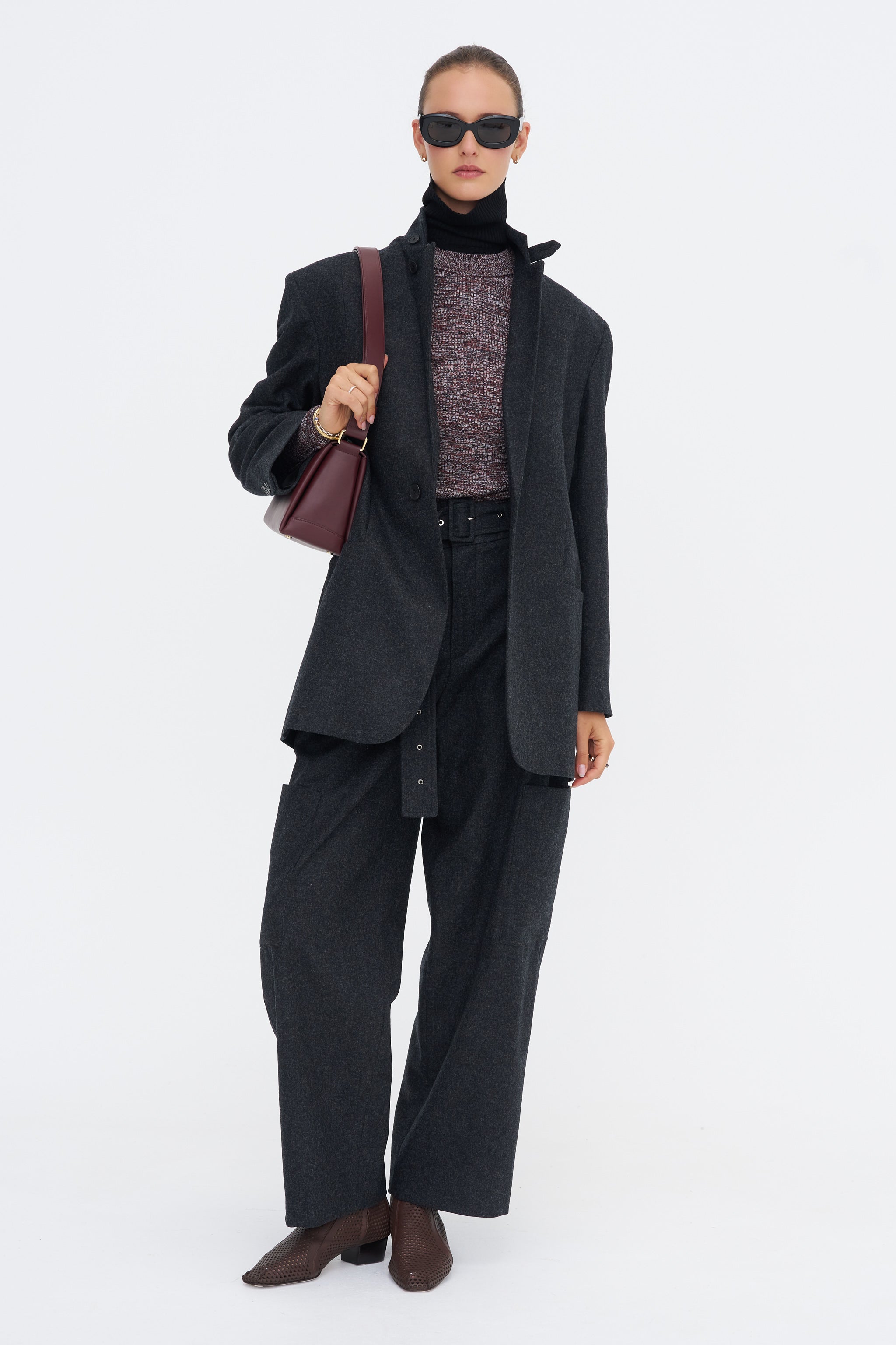 ALL TOPS – Kick Pleat