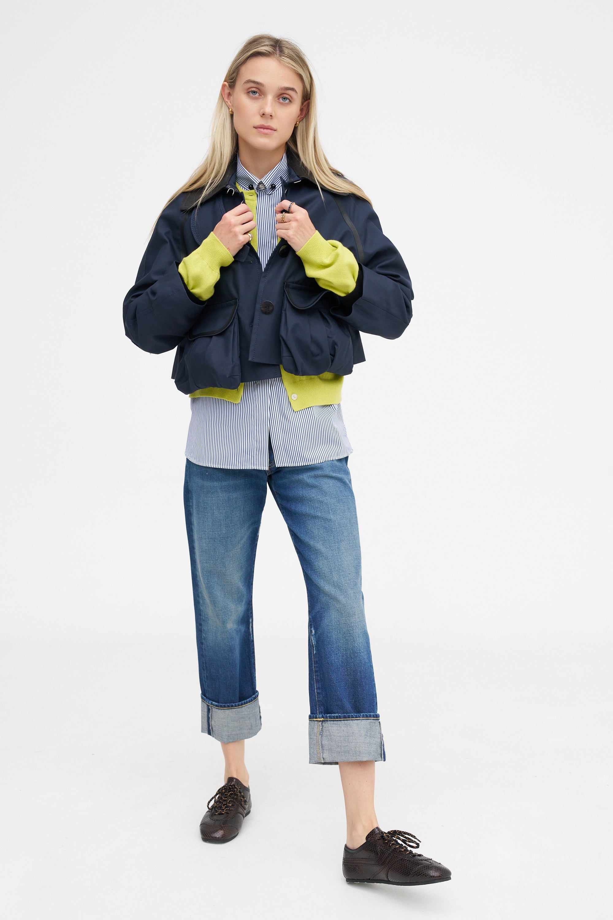 Cuffed Romeo, Oasis Blue