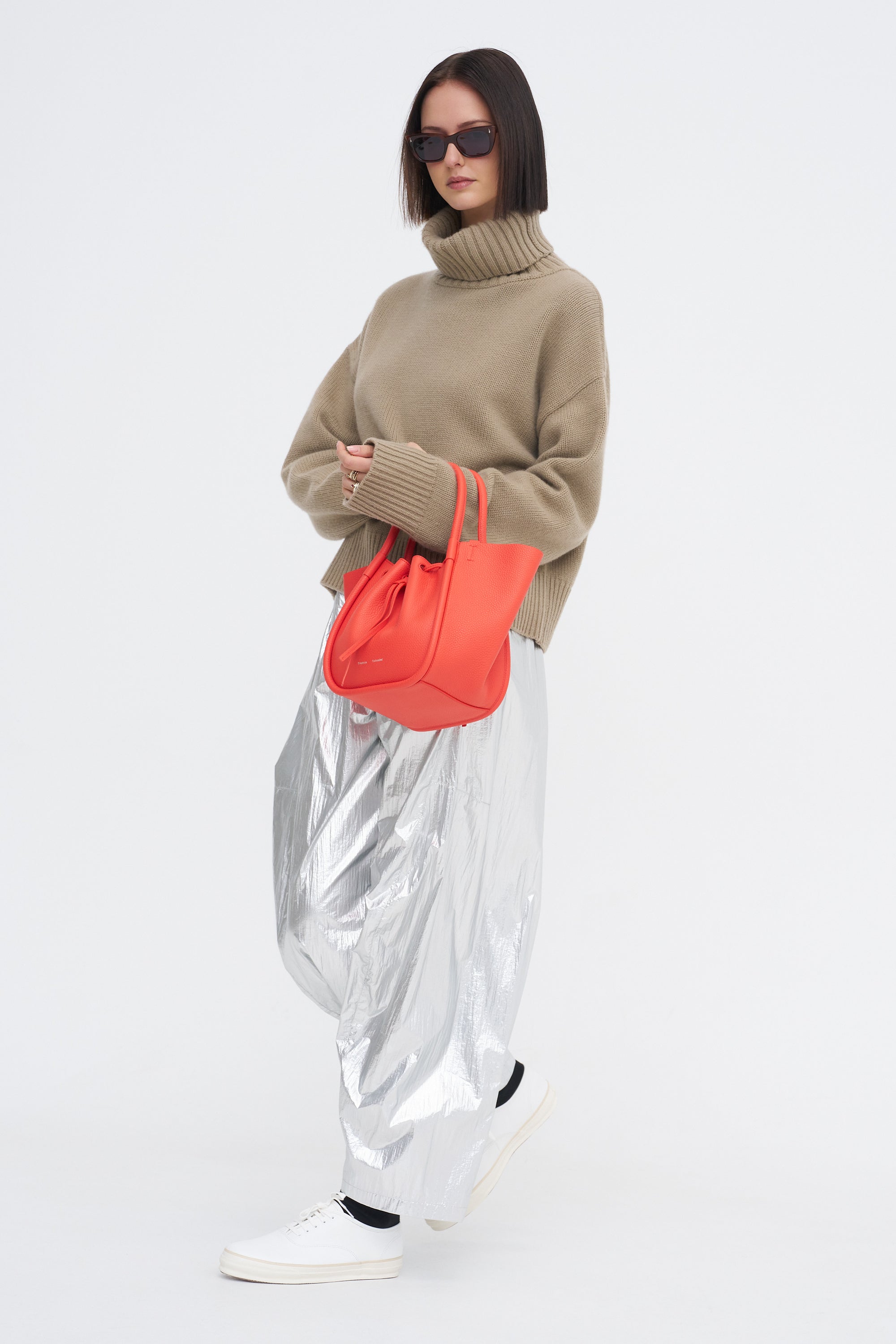 Metallic Nylon Winslow Pant - Short, Silver