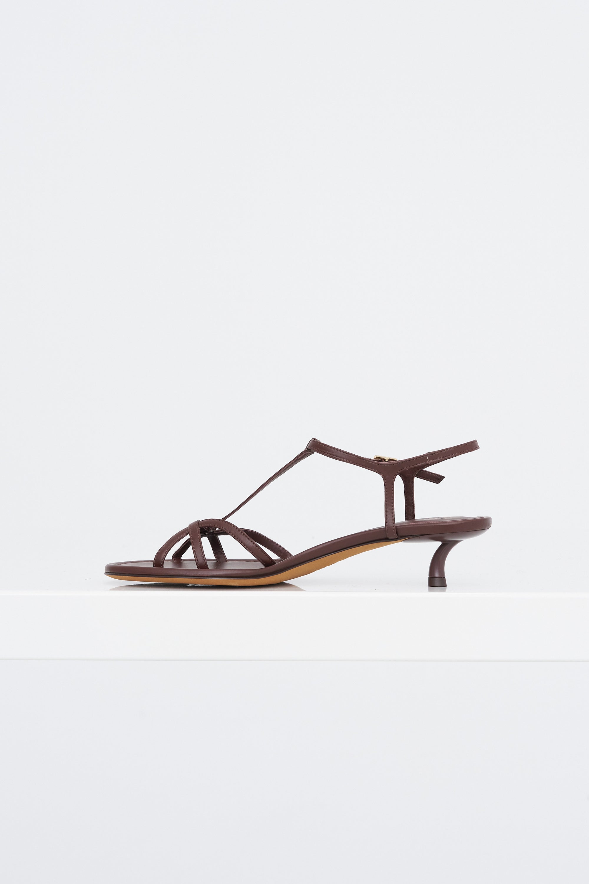Christopher Heel, Brown