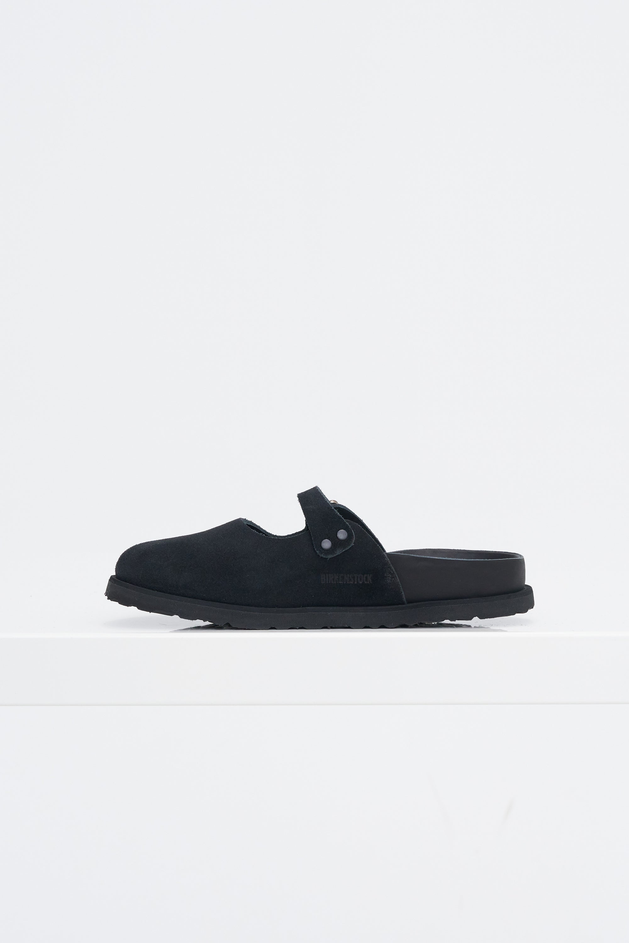 Maria Suede, Black