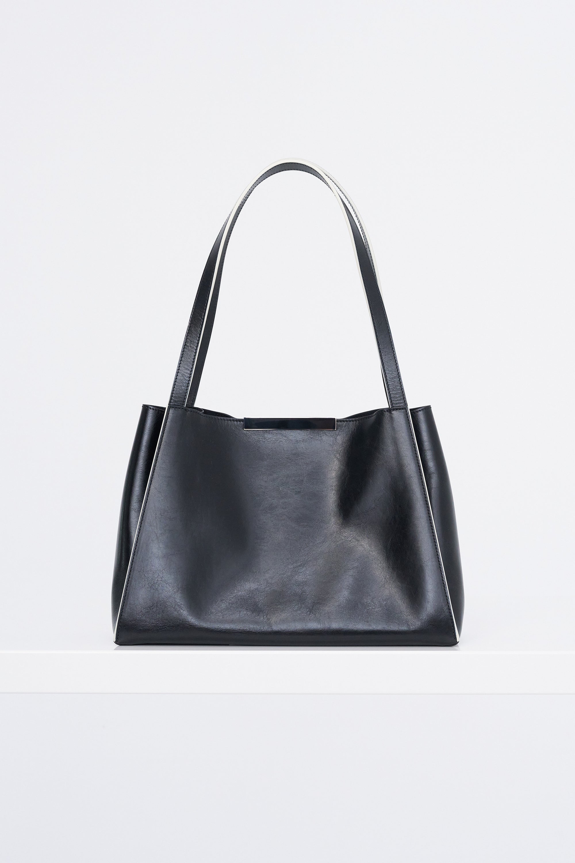 Cresta E/W Small Tote Bag, Black