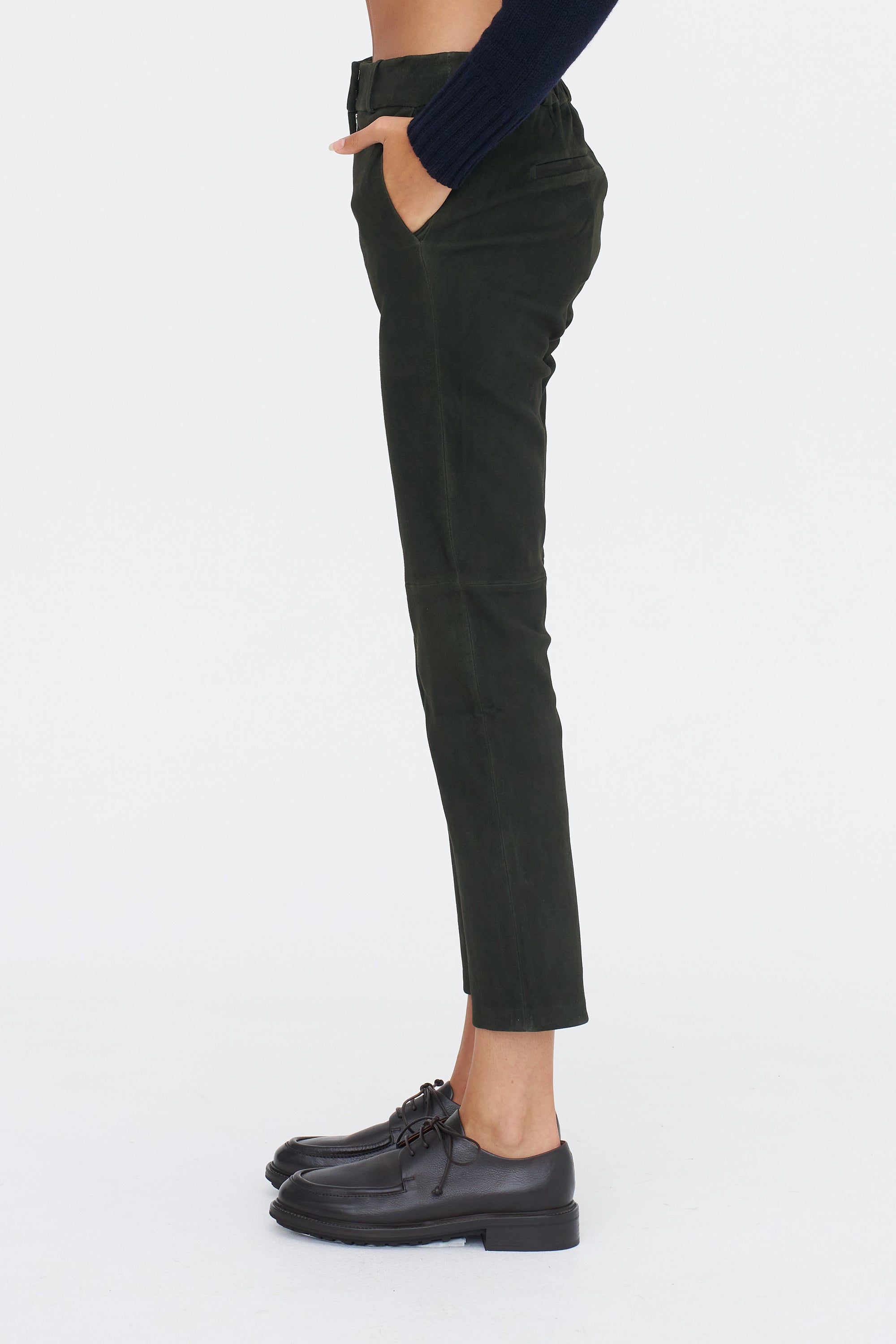 Jen Stretch Suede