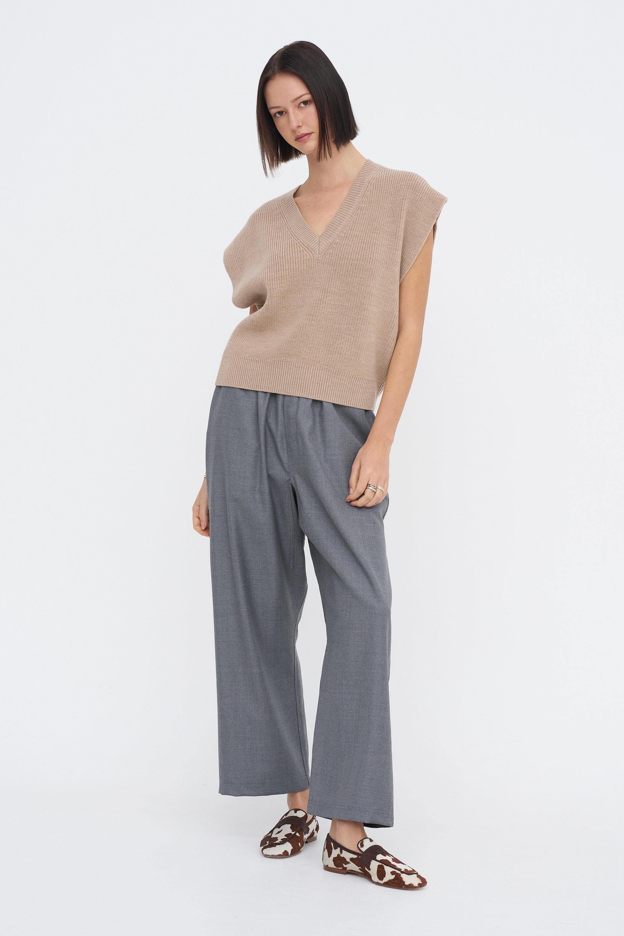 Cardigan Stitch Sweater Vest With Removable Dickie, Latte