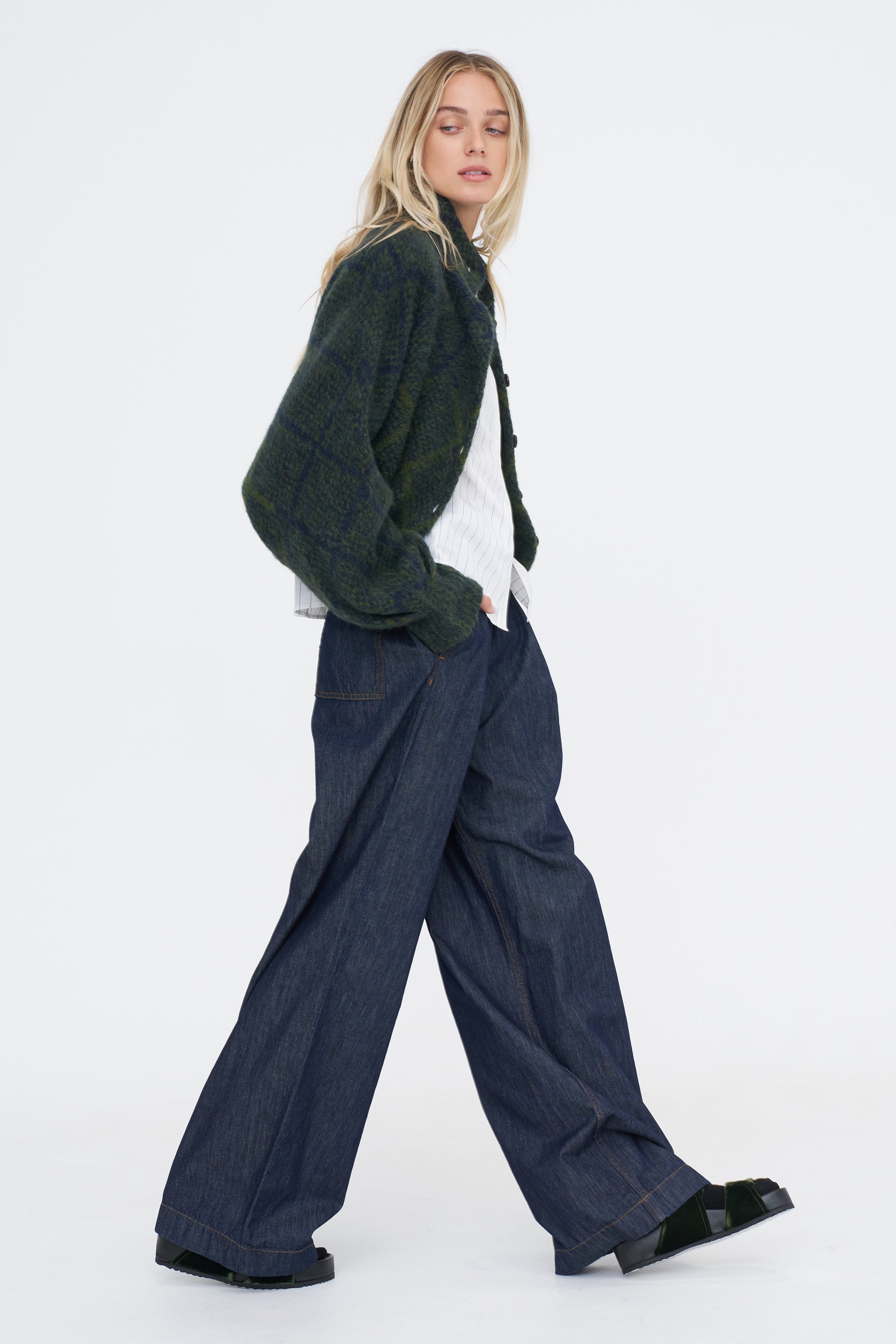 パンツ dries van noten 23aw indigo wide denim DRIES VAN NOTEN Pleated denim wide-leg pants | NET-A-PORTER