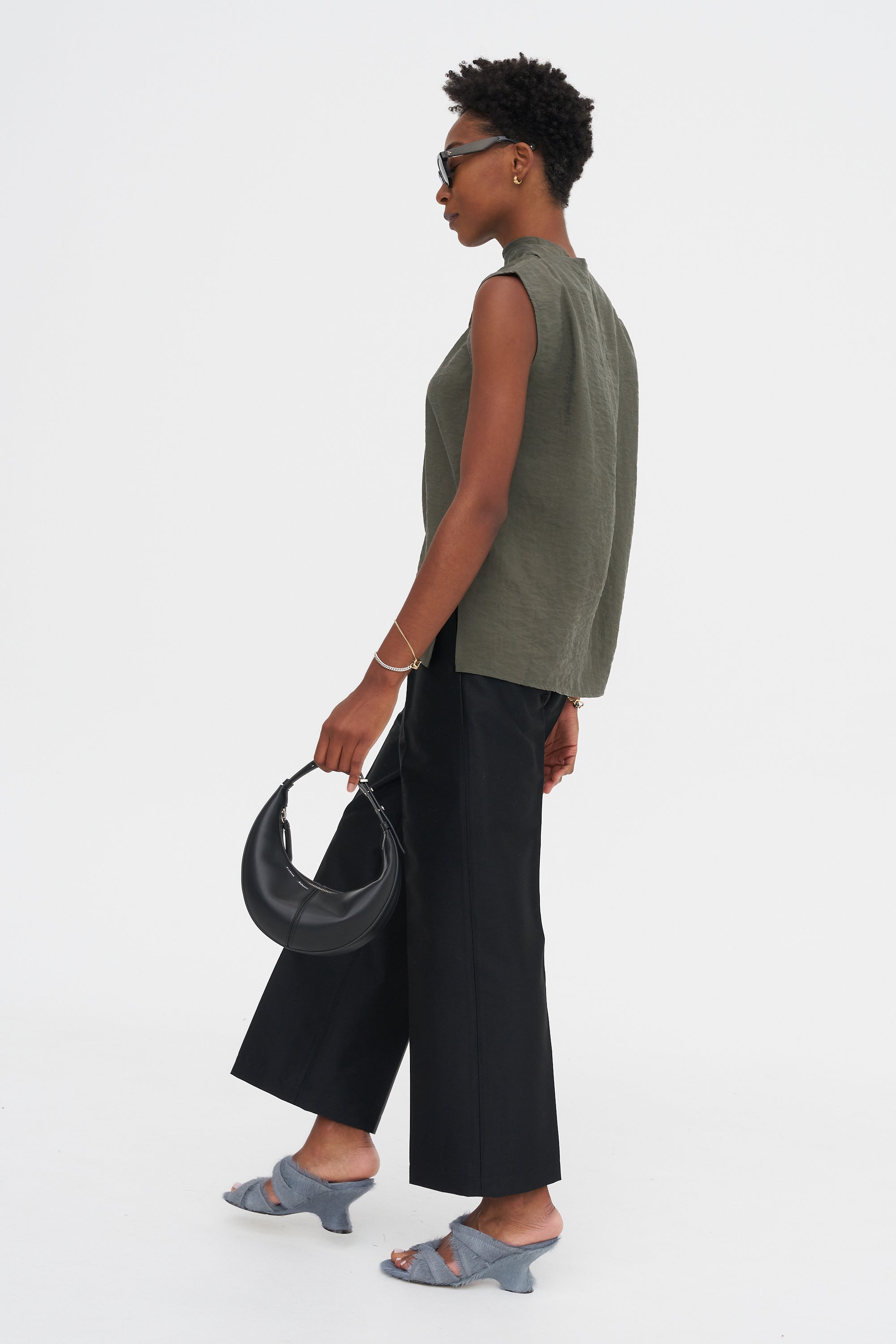Teiho - Sleeveless Top, Thyme