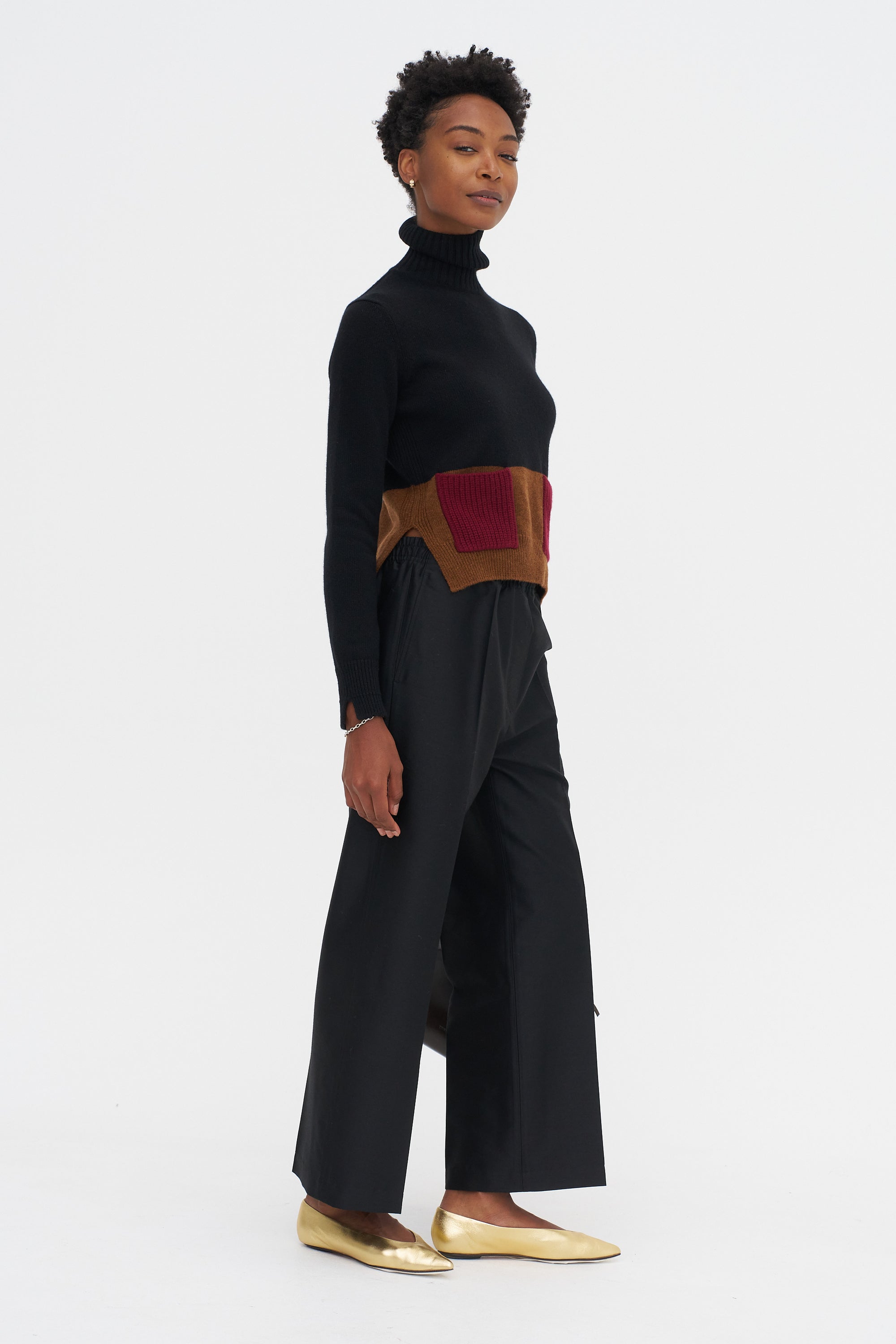 Phevati - Cropped Pants, Black