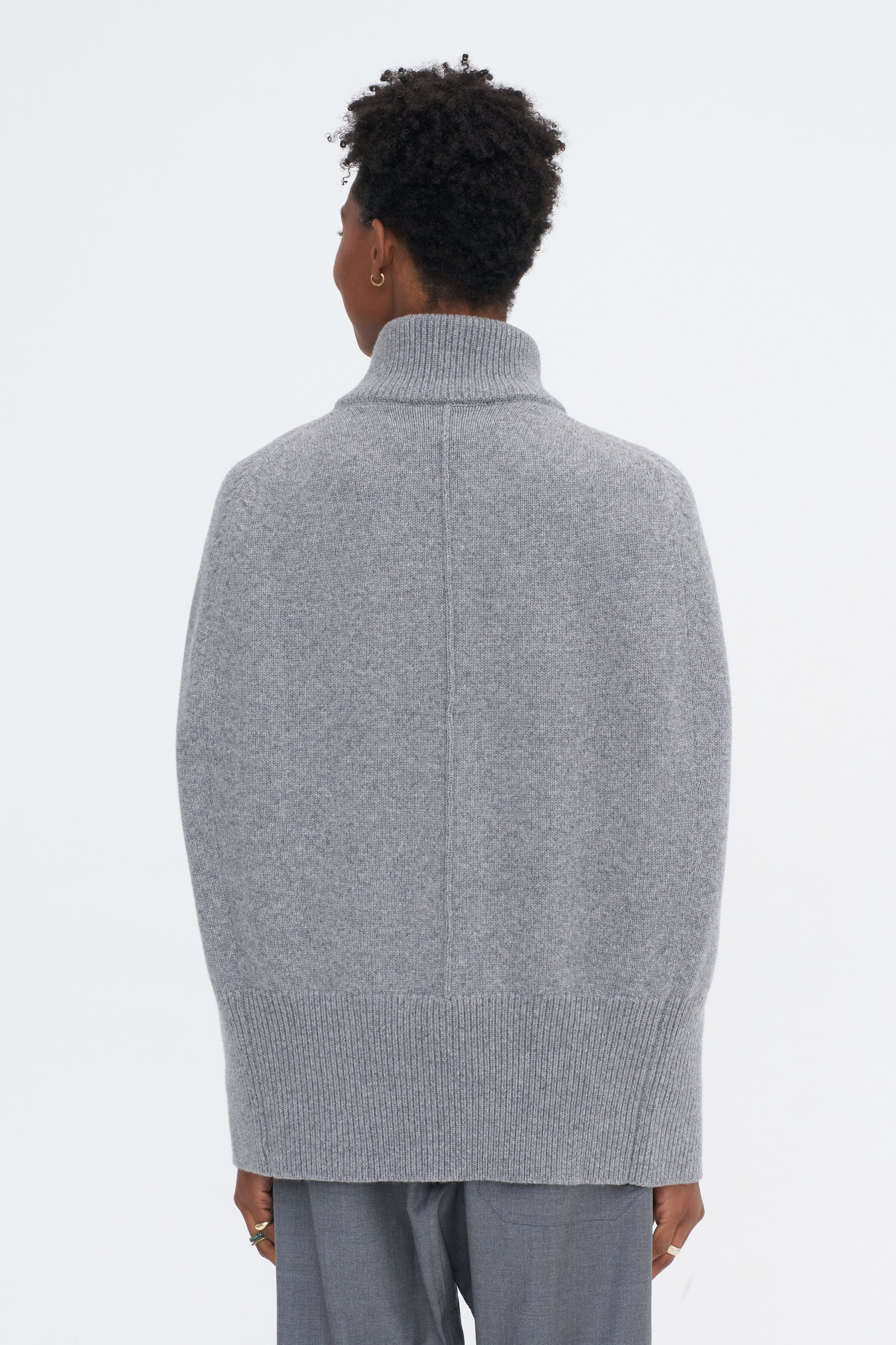 Roxalena Knit Cape, Istanbul Fog