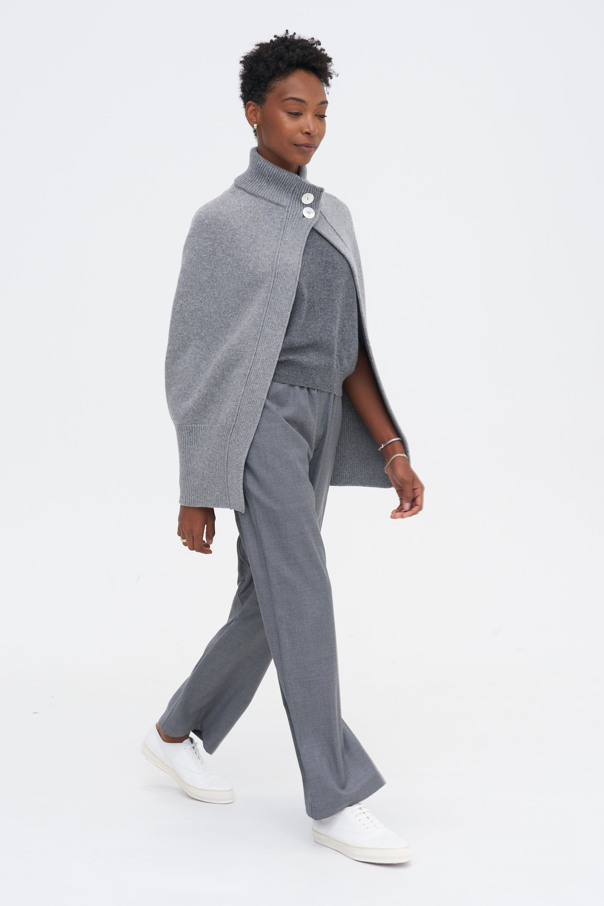 Roxalena Knit Cape, Istanbul Fog
