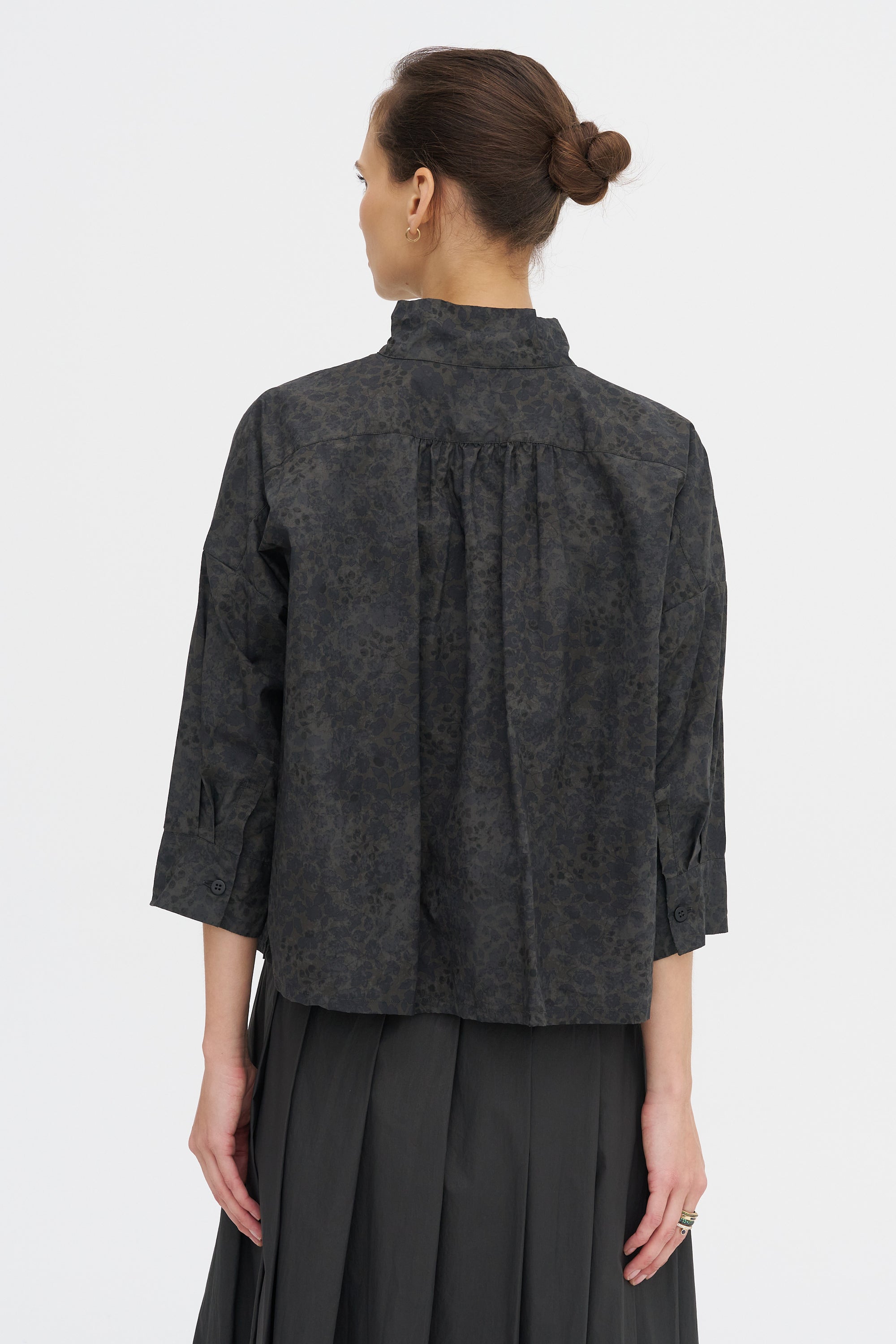 Claudia Shirt, Dark Flower