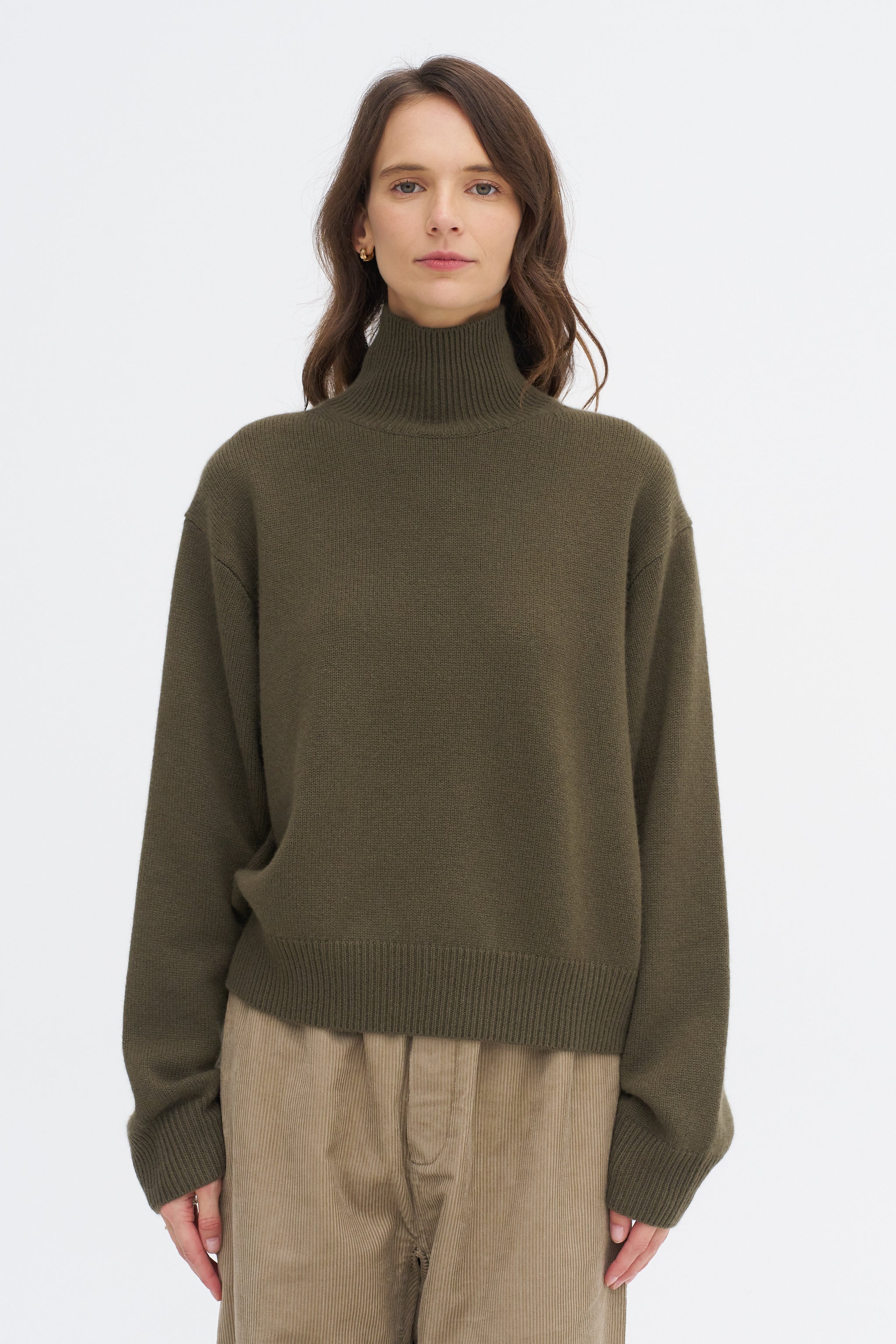 Sofie D'Hoore Maddox Ycash - Turtleneck 3 Ply Cashmere, Khaki