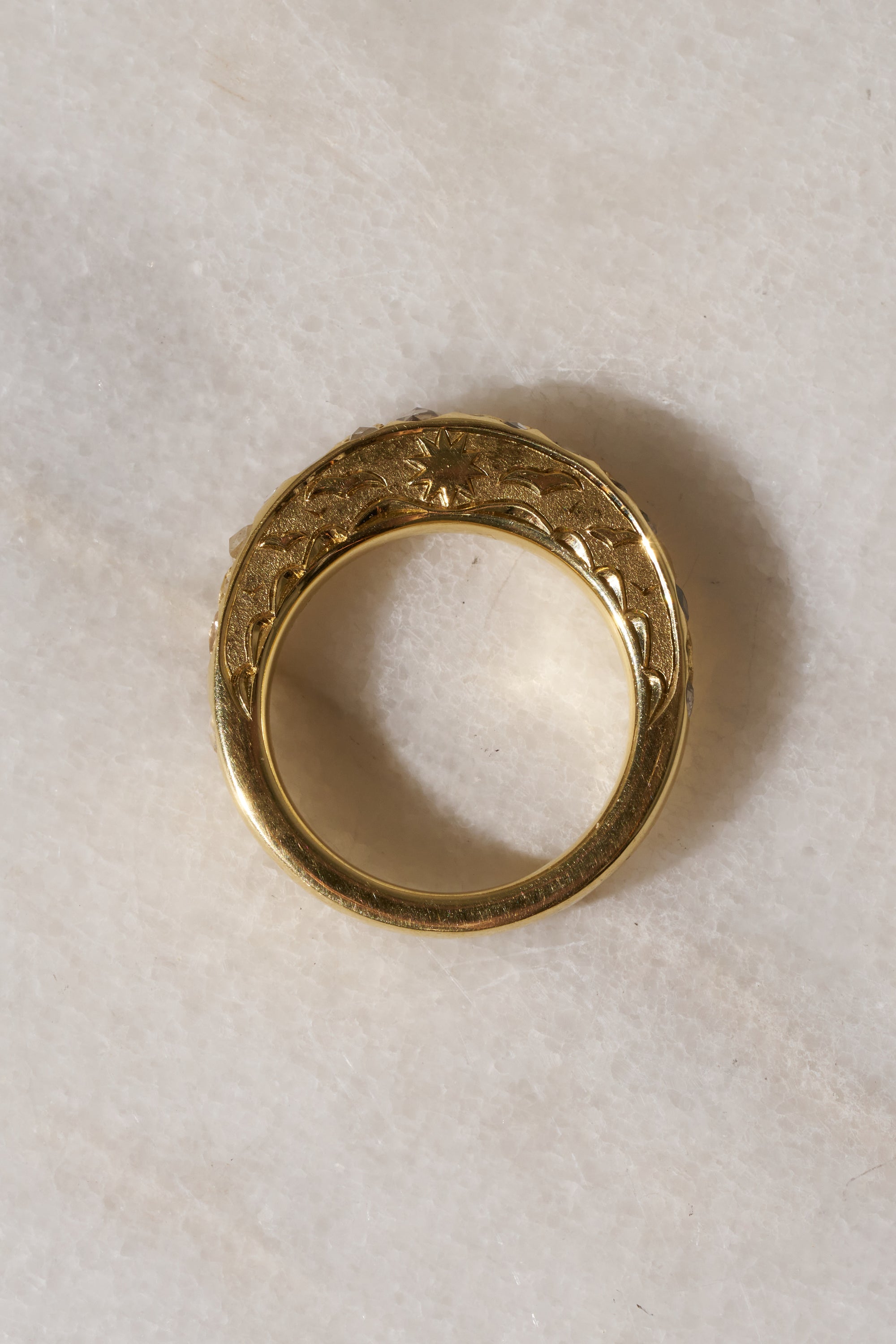 Hag Stone Plump Ring Ocean, Yellow Gold