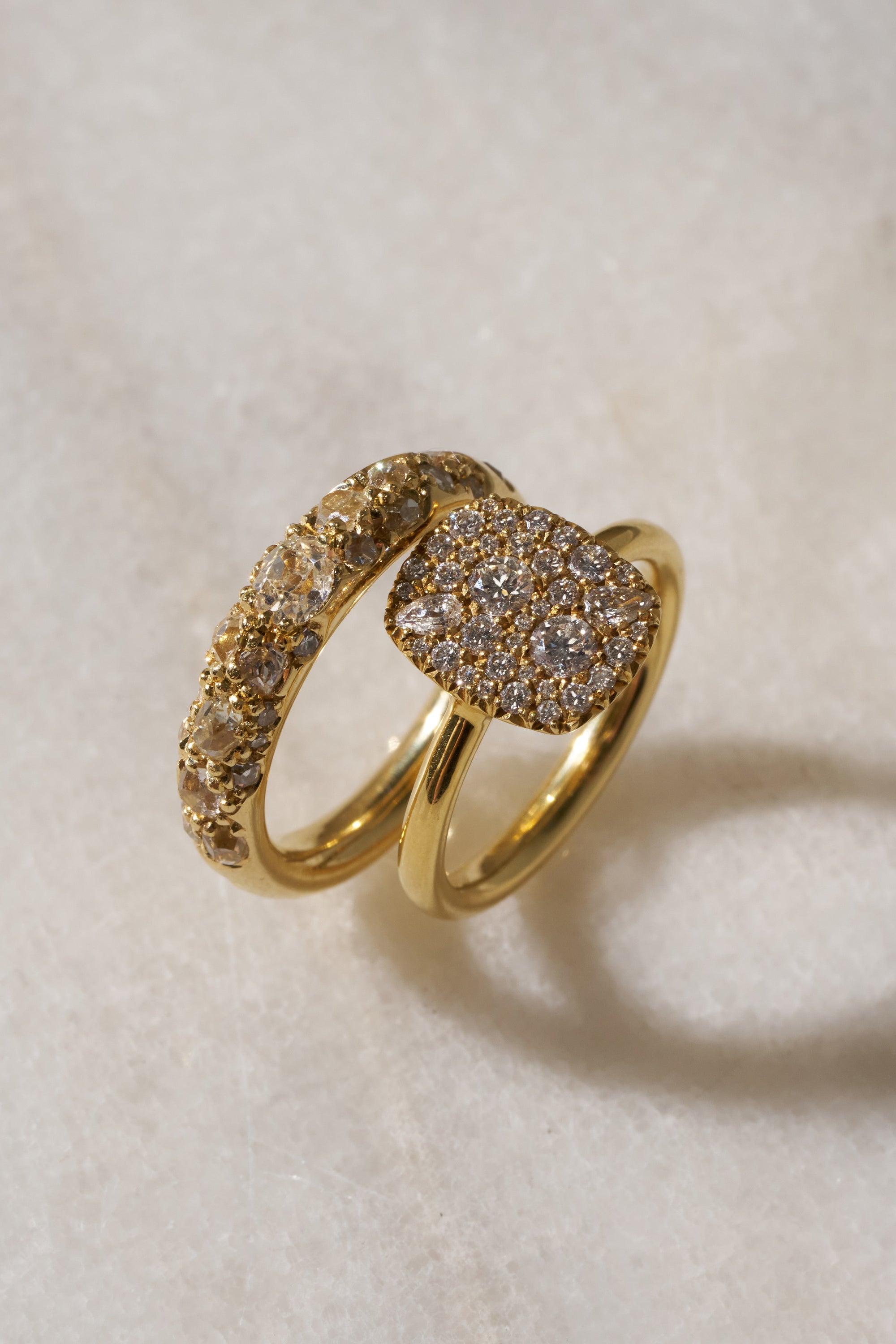Fredag Classic Ring, Yellow Gold