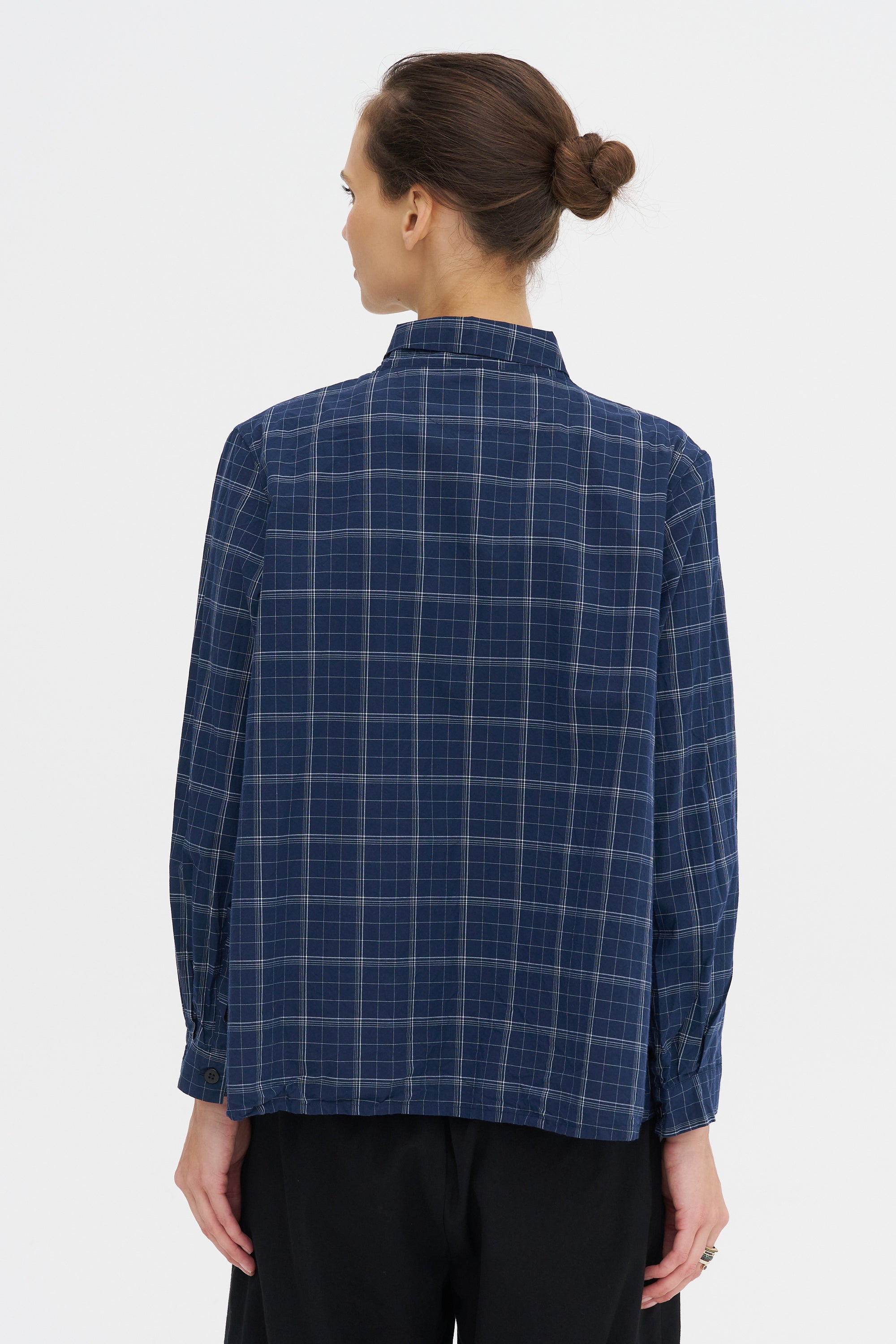 Jenny Shirt, Window Check