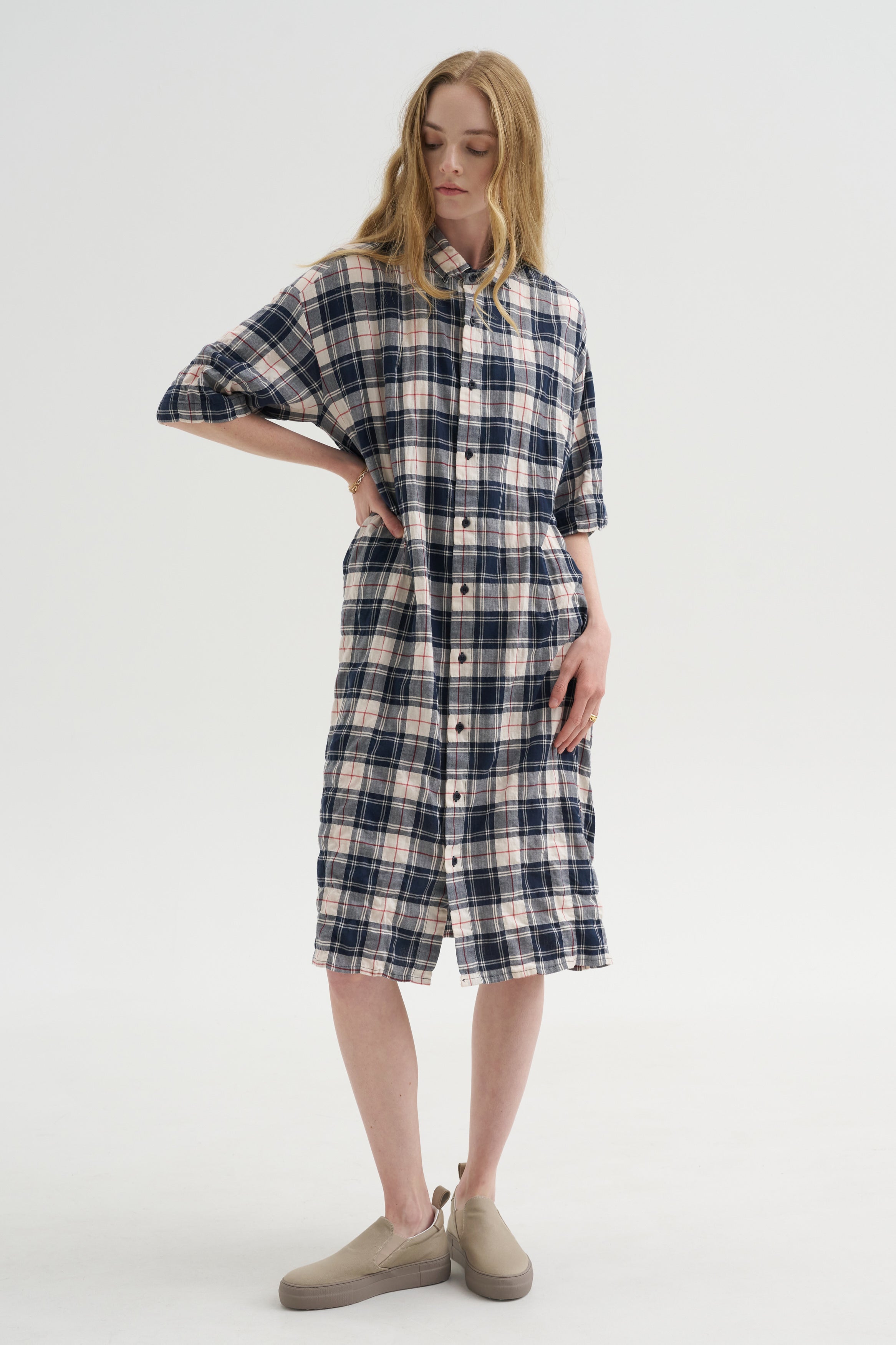 LABO.ART – Kick Pleat