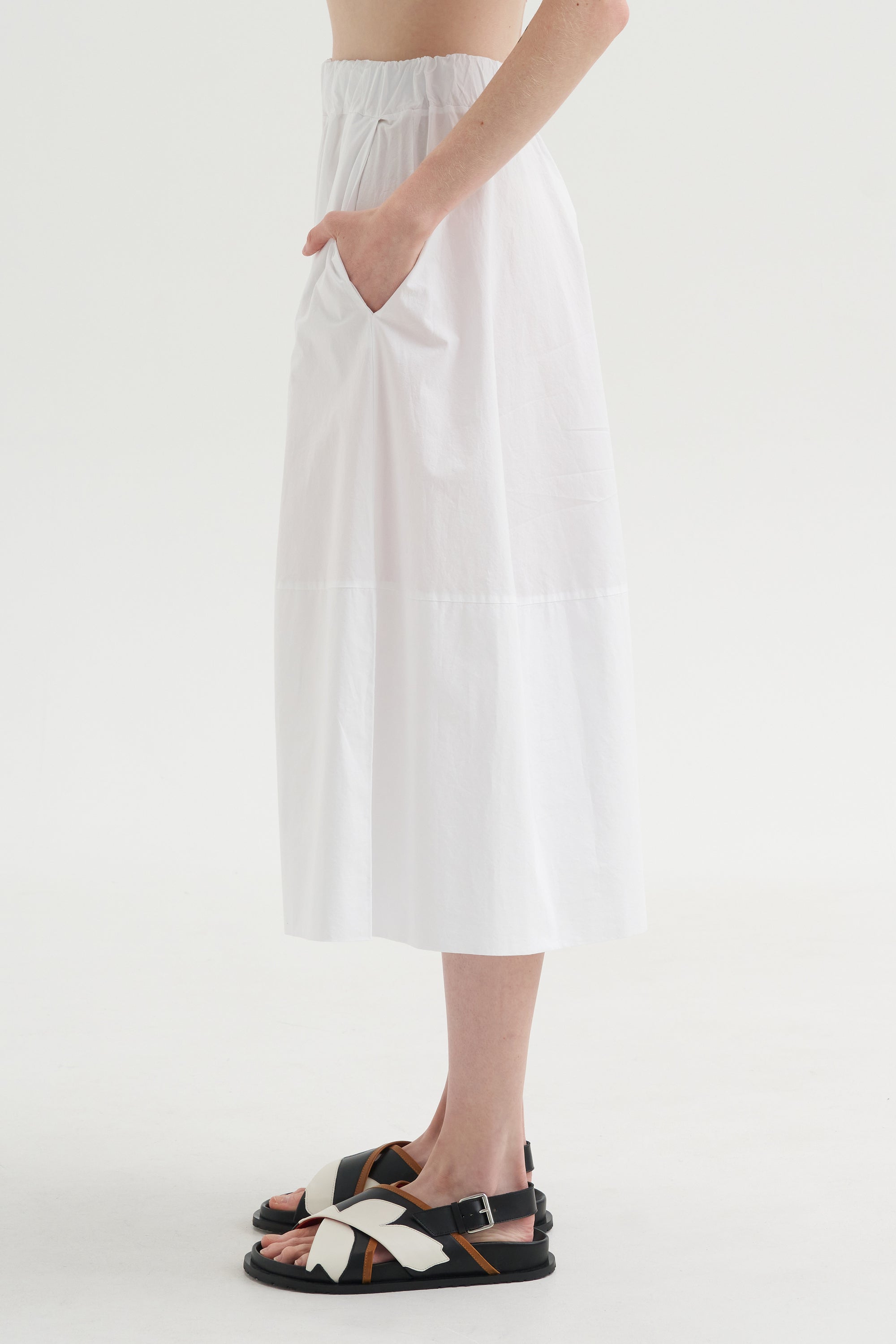Gonna Gea - Clara, White