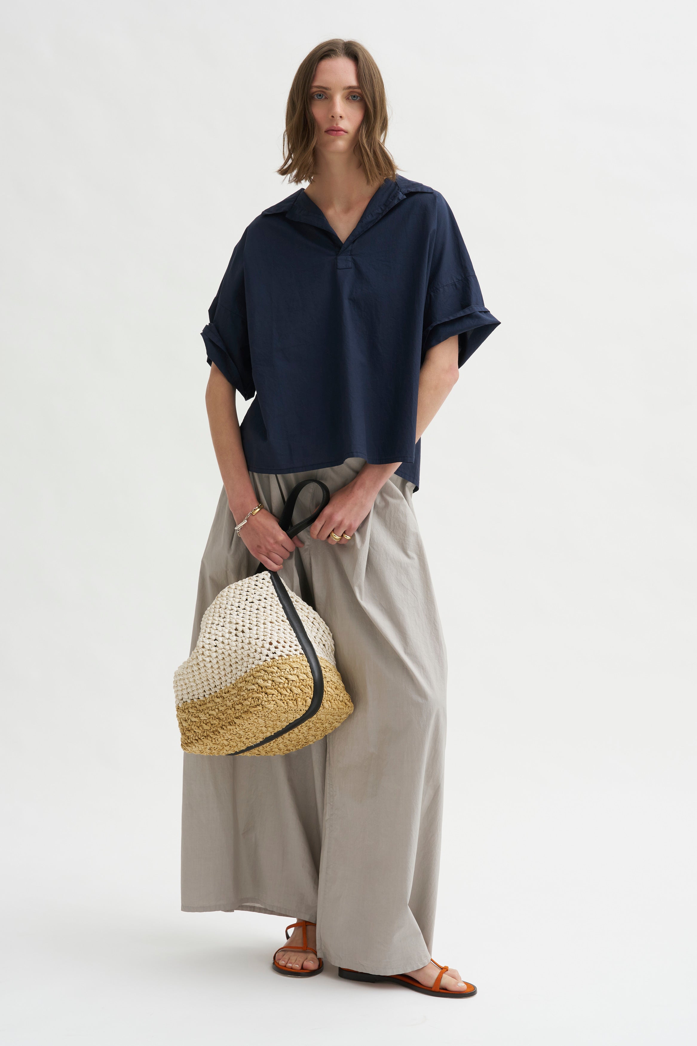 LABO.ART – Kick Pleat