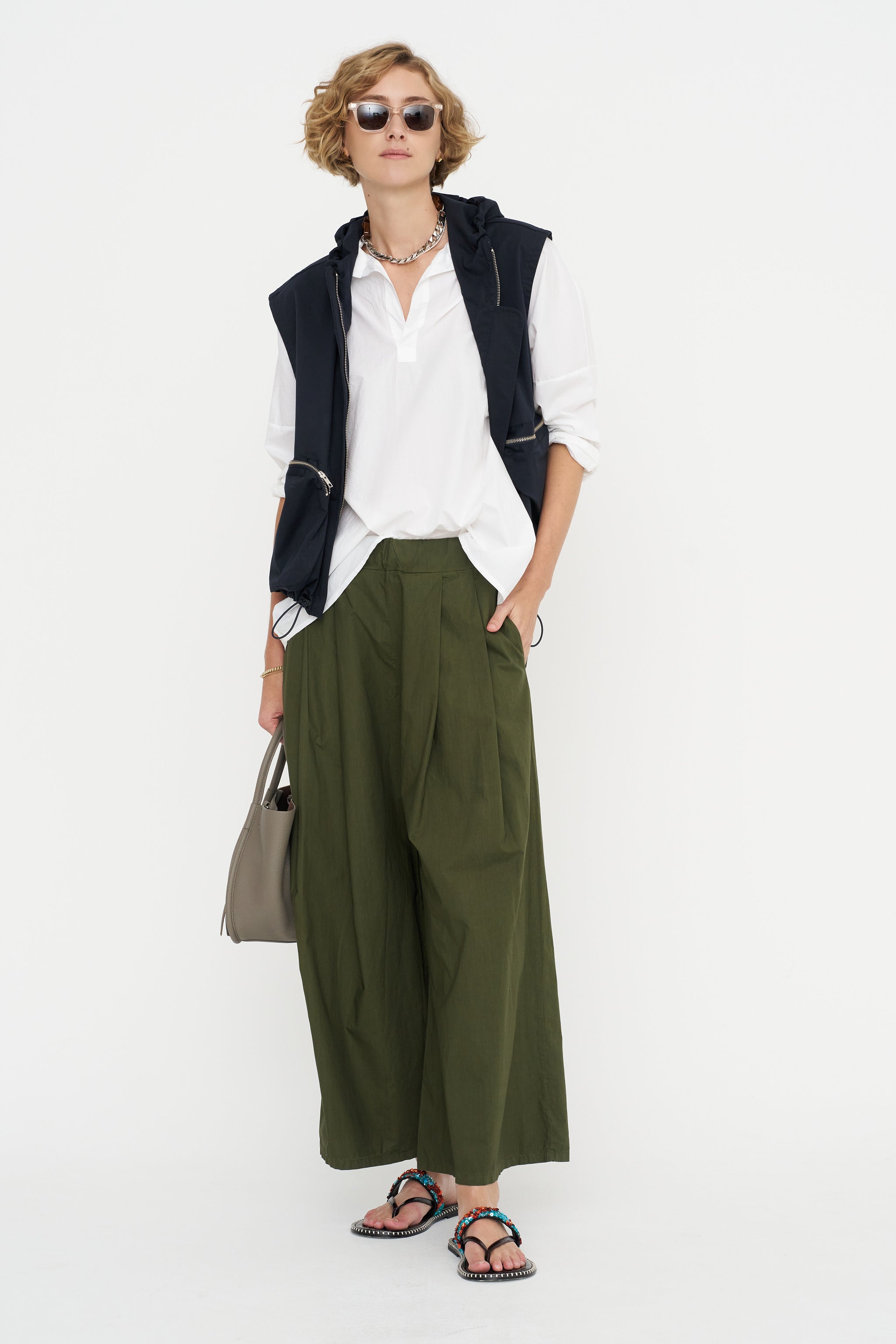 LABO.ART – Kick Pleat