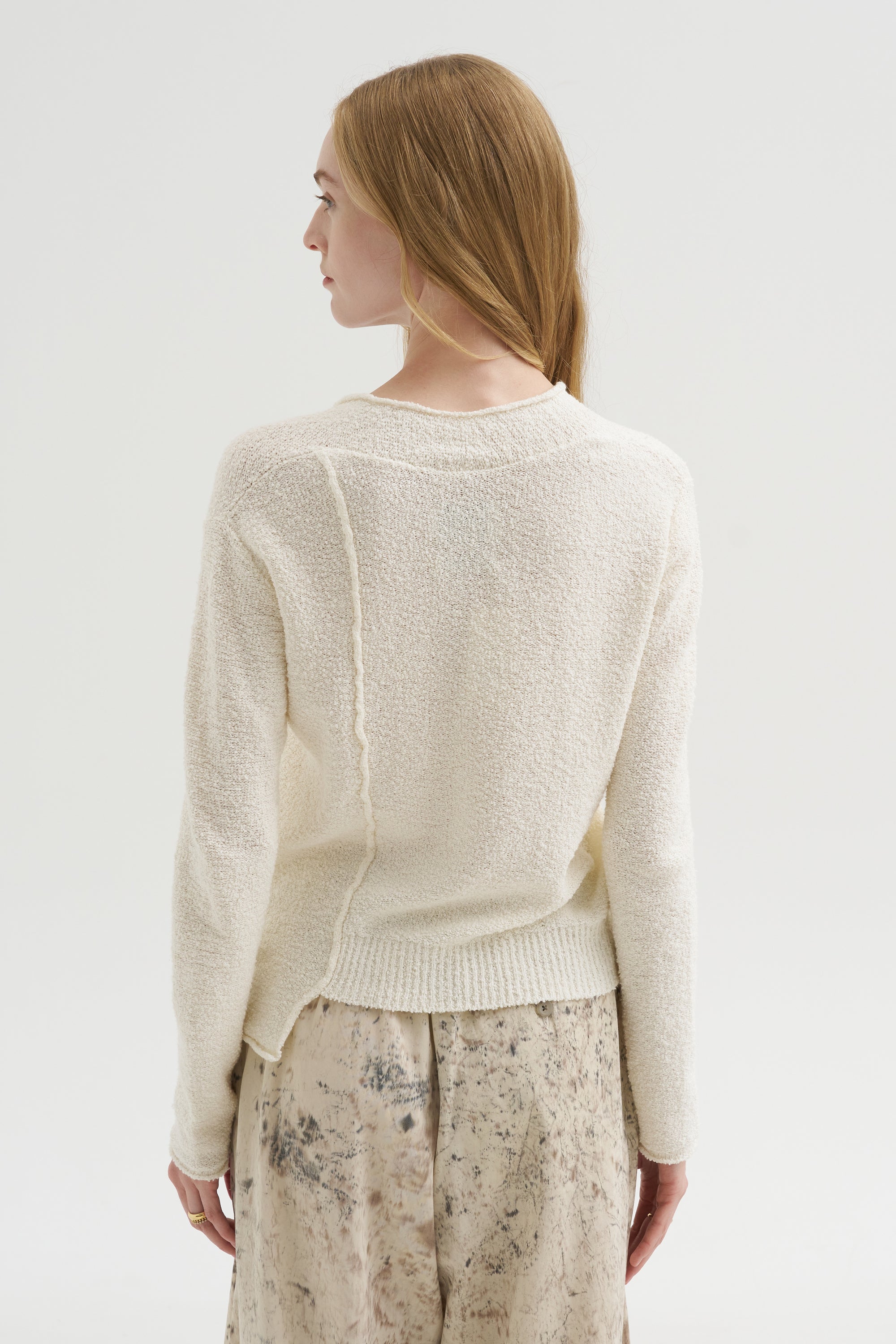 Boucle V Neck, White
