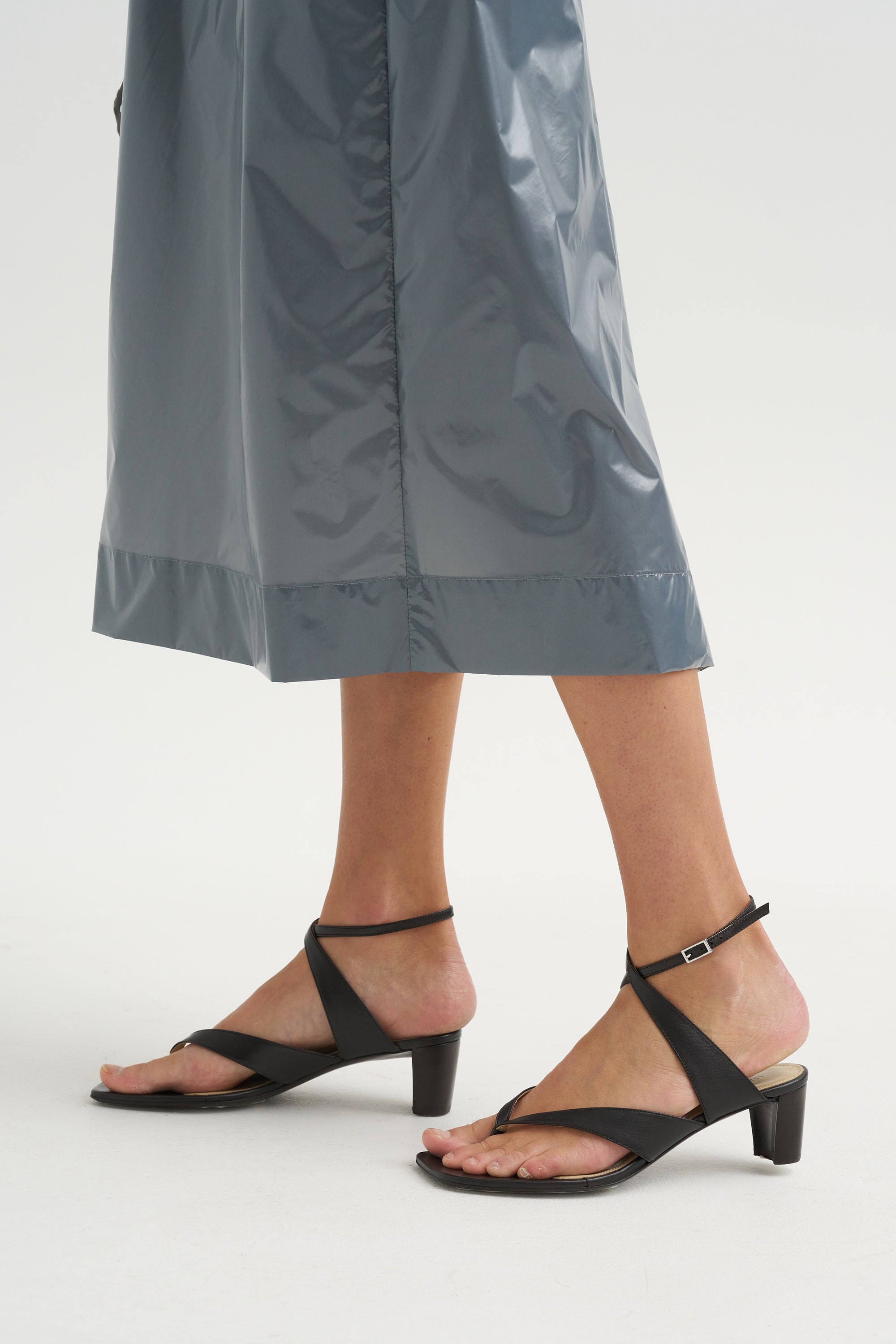 Tong Sandal, Dark Chocolate