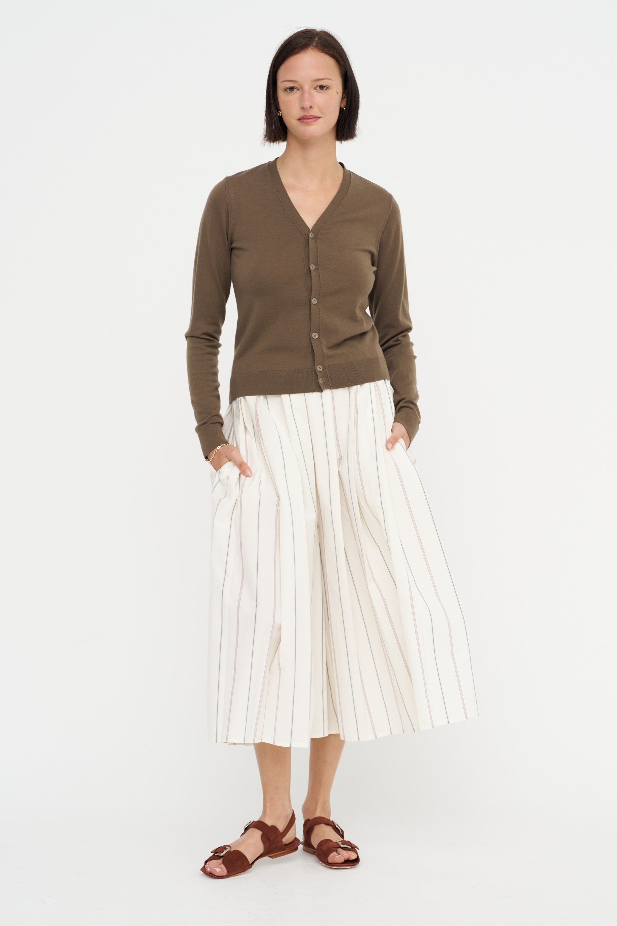 V-Neck Buttoned Cardigan, Mushroom