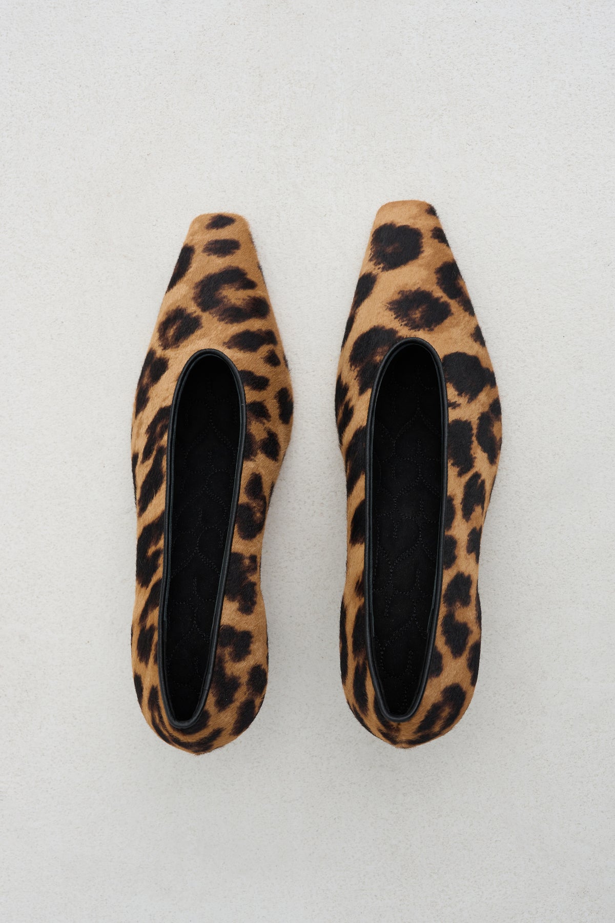 Camellia Pump, Leopard