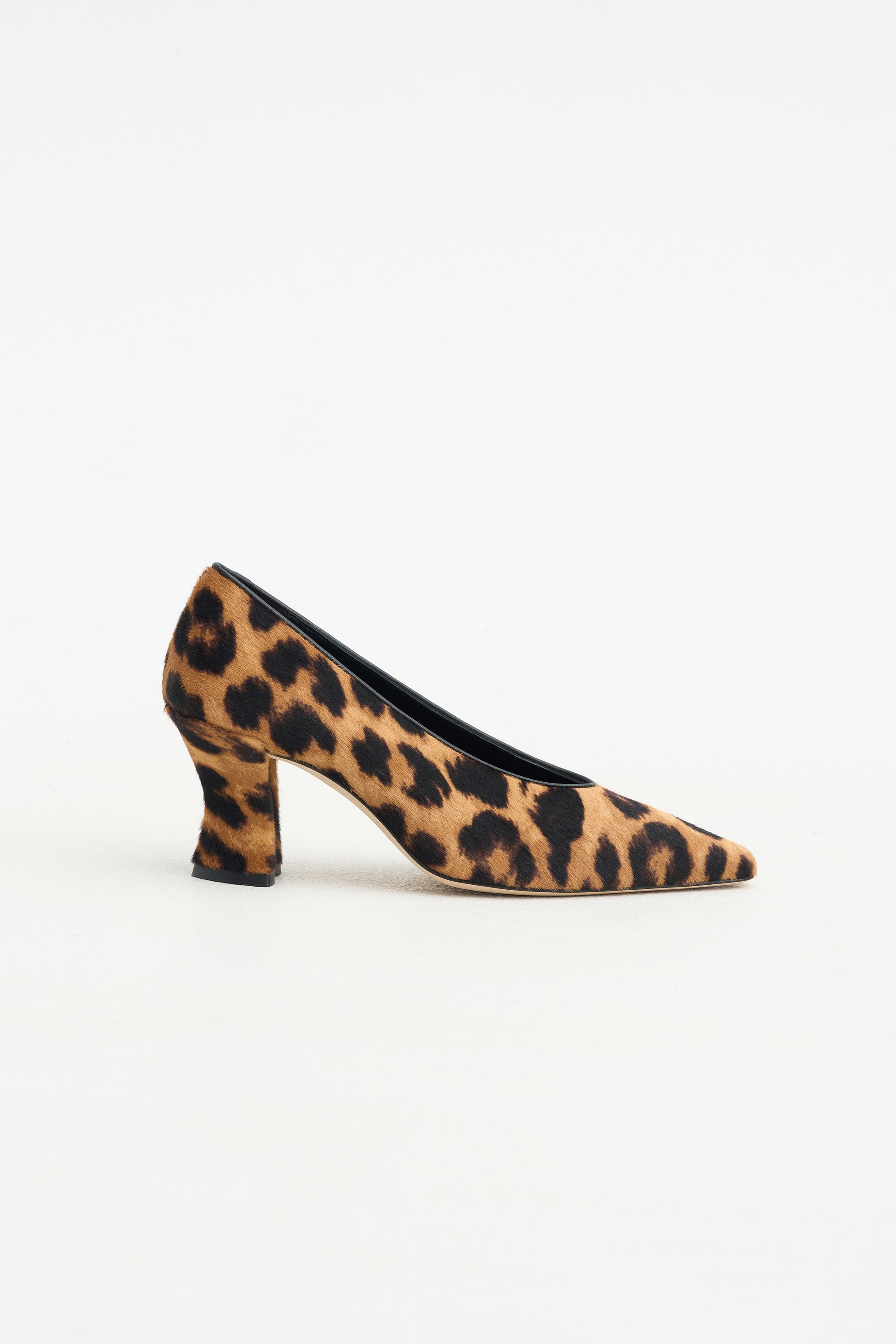 Camellia Pump, Leopard