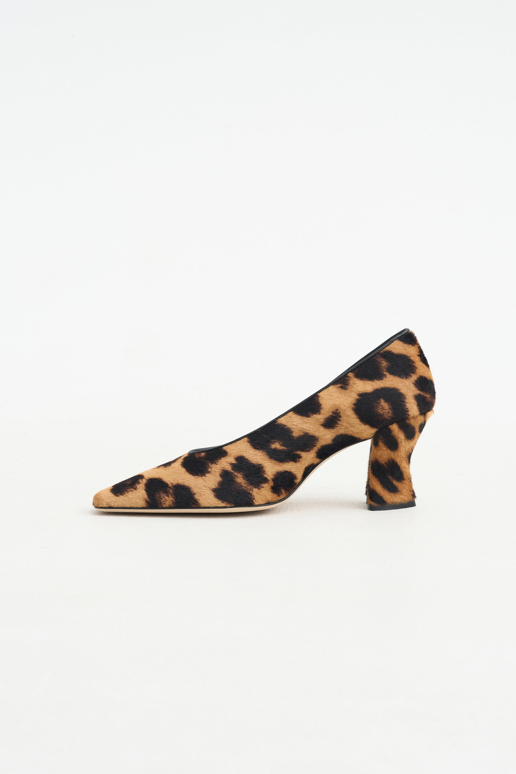 Camellia Pump, Leopard