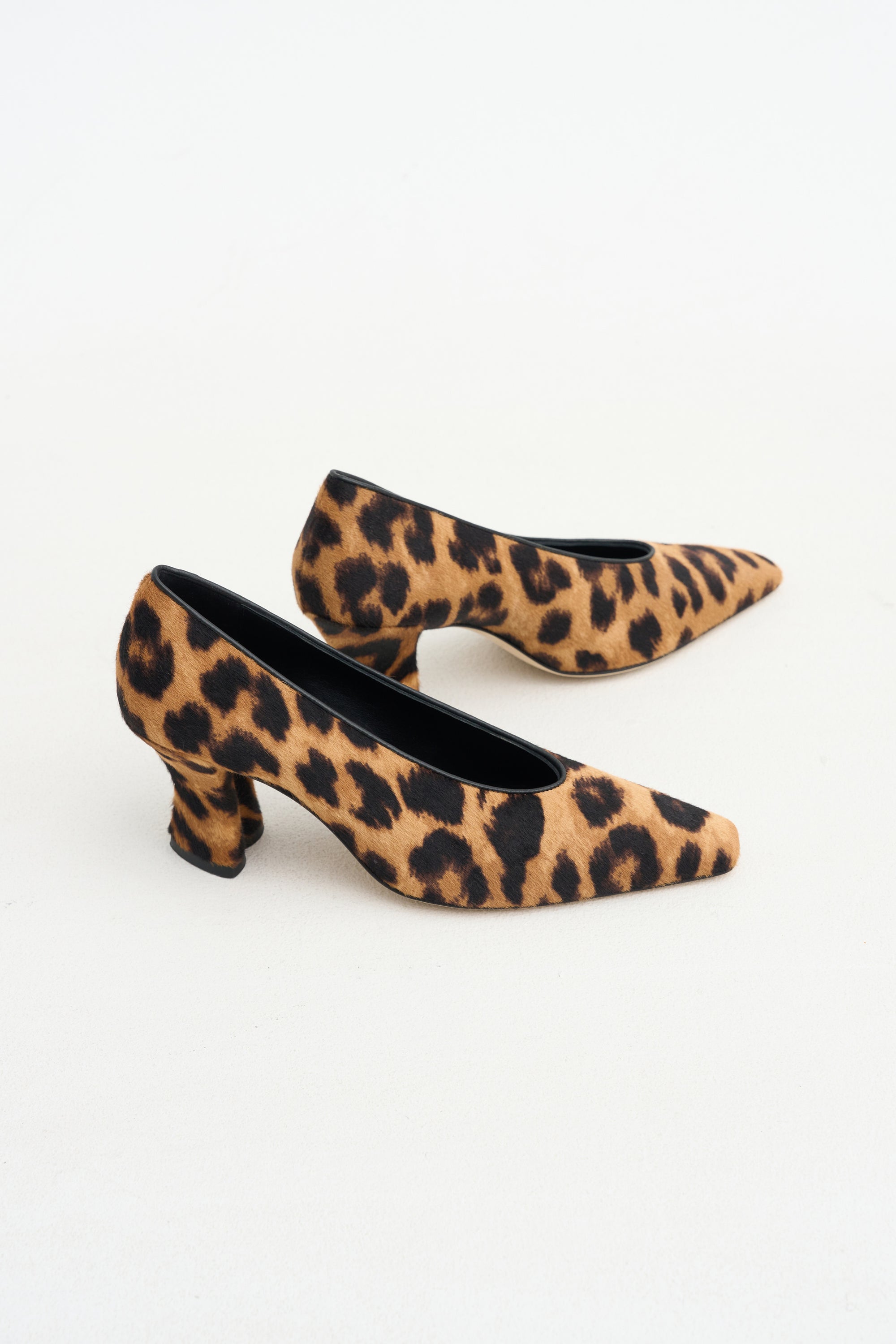 Camellia Pump, Leopard