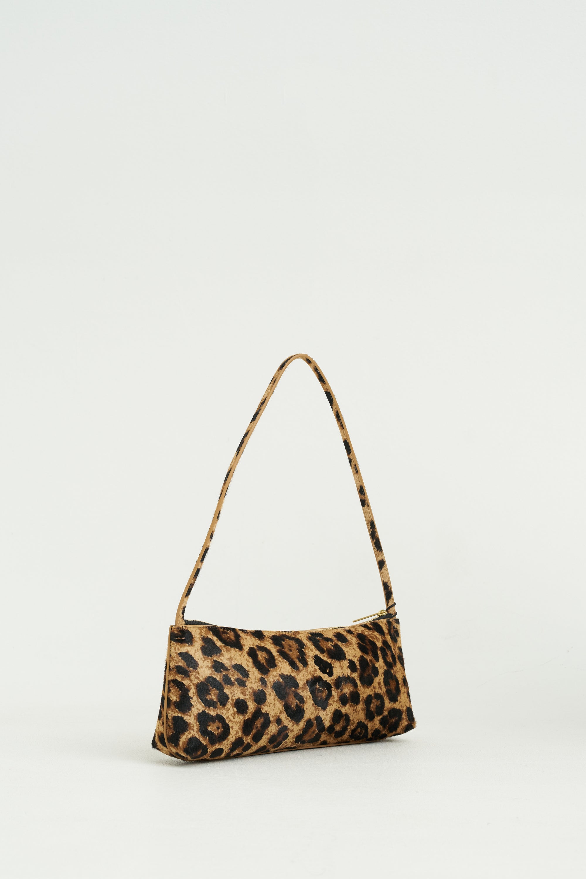Gaia Baguette, Leopard