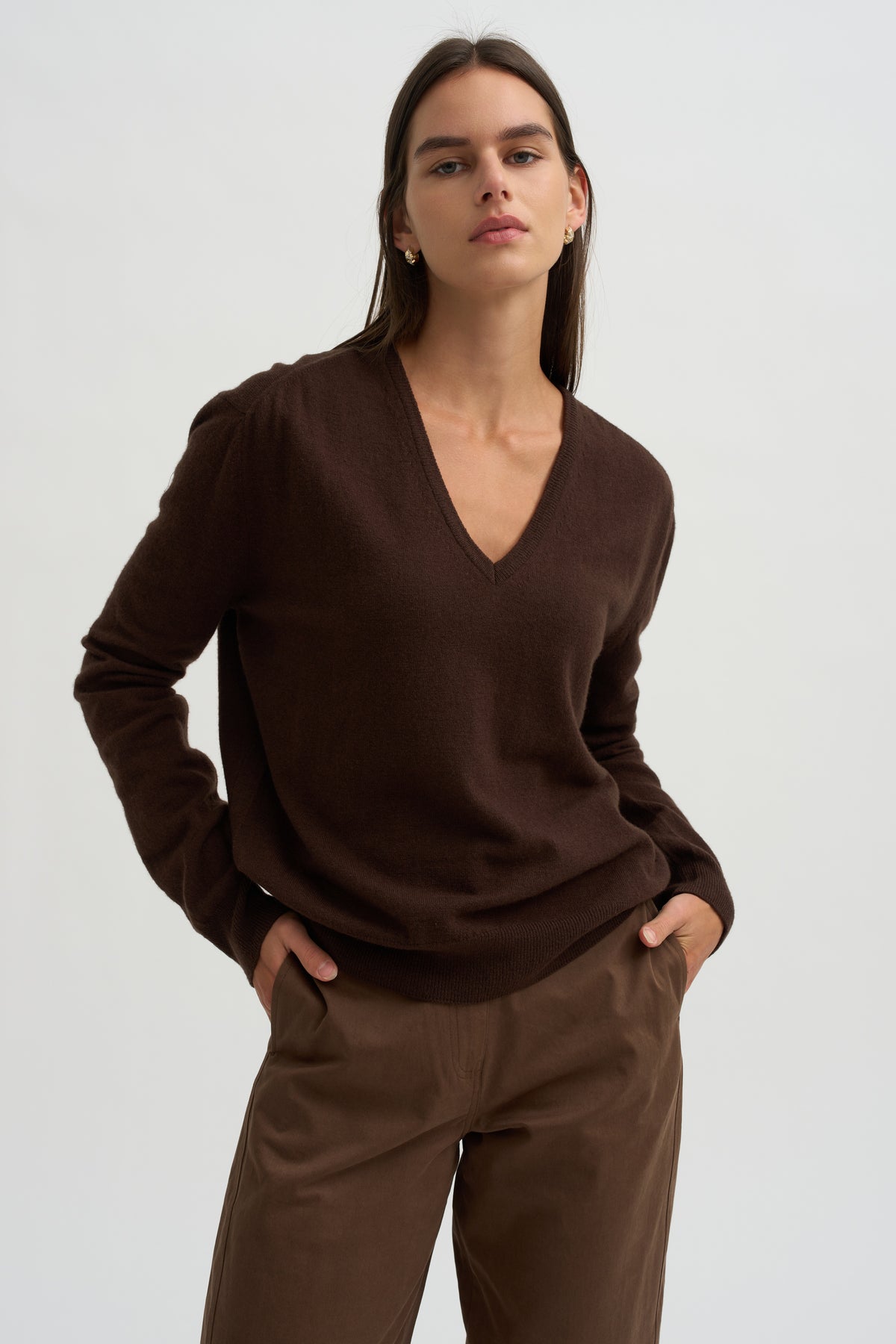 Cashmere Blend V-Neck Knit, Brown