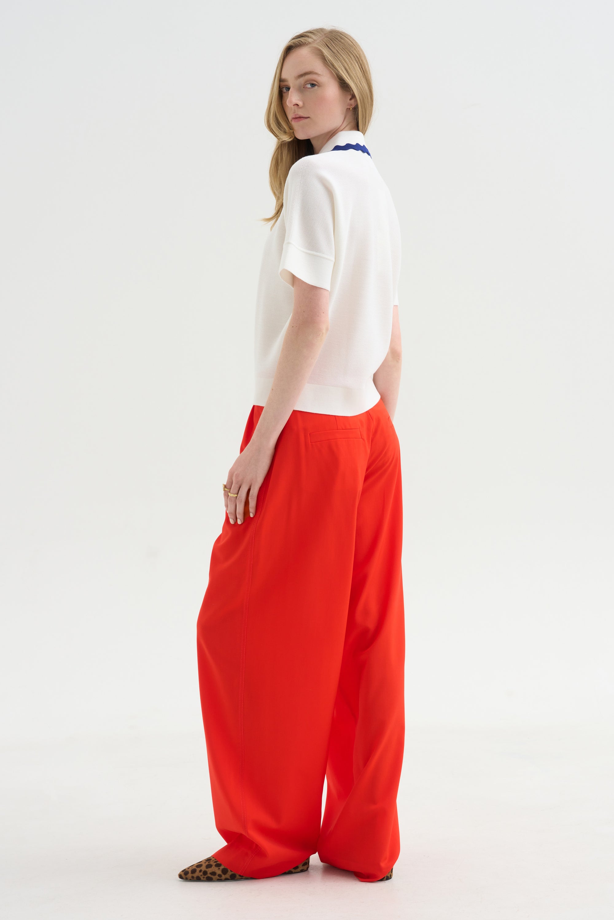 Elbow-length Knit Top Corquet, Milk-Blue Faience