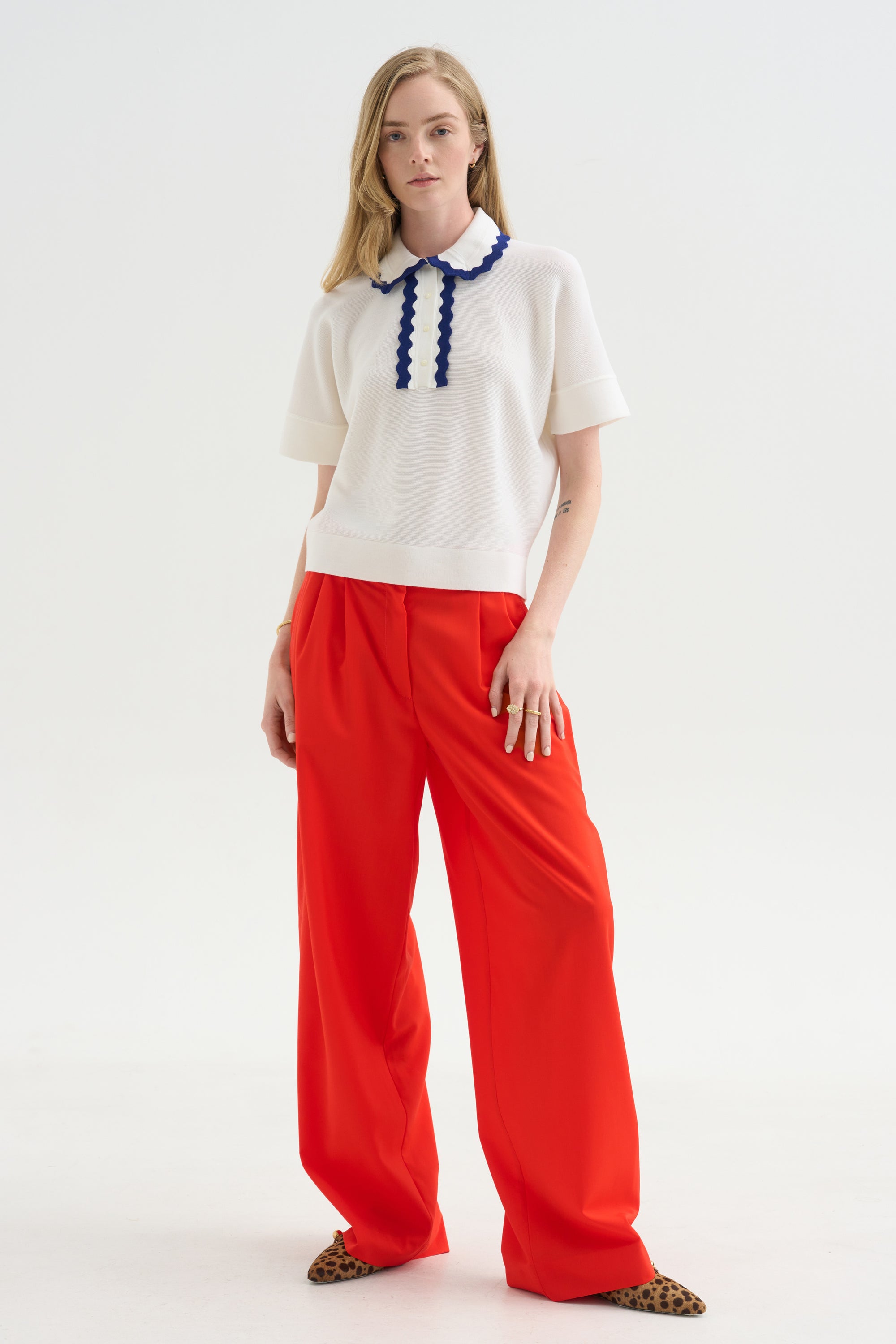 Elbow-length Knit Top Corquet, Milk-Blue Faience
