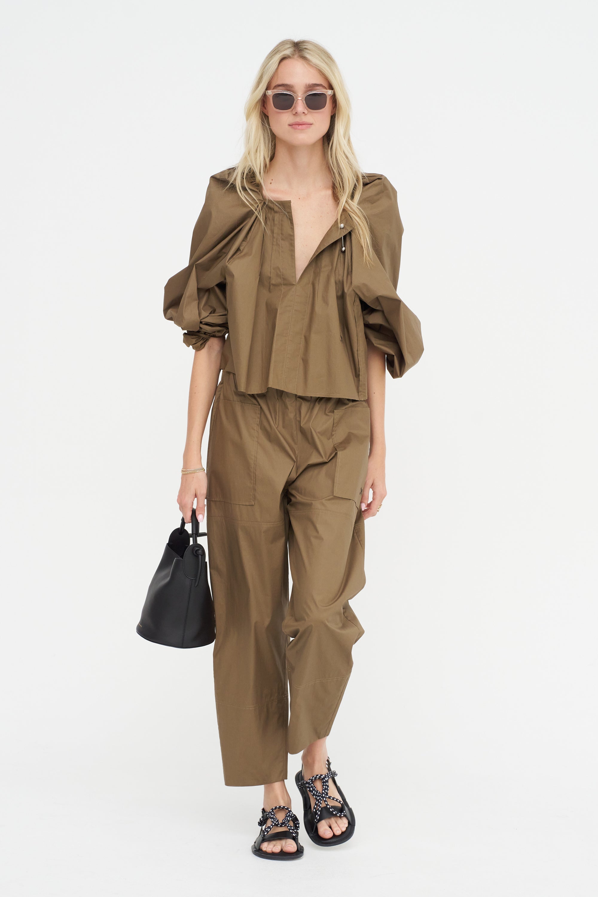 Perfect Pants, Tobacco