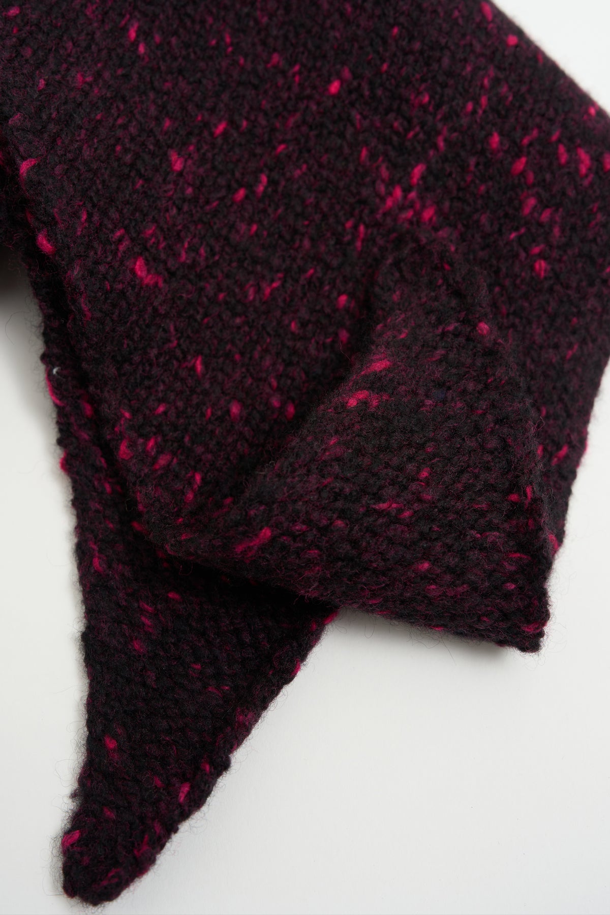 Queen's Guard Scarf Knit, Rouge Noir