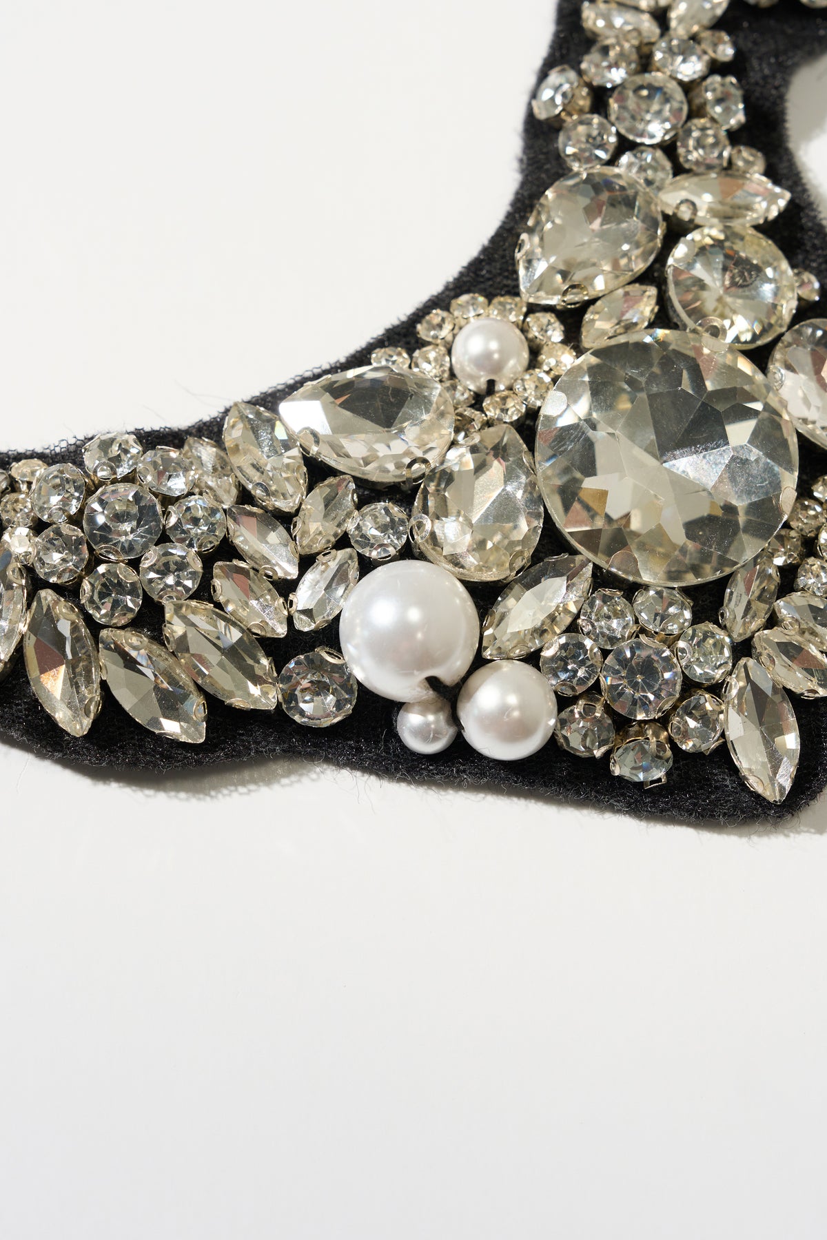 Rhinestone Collier, Glass