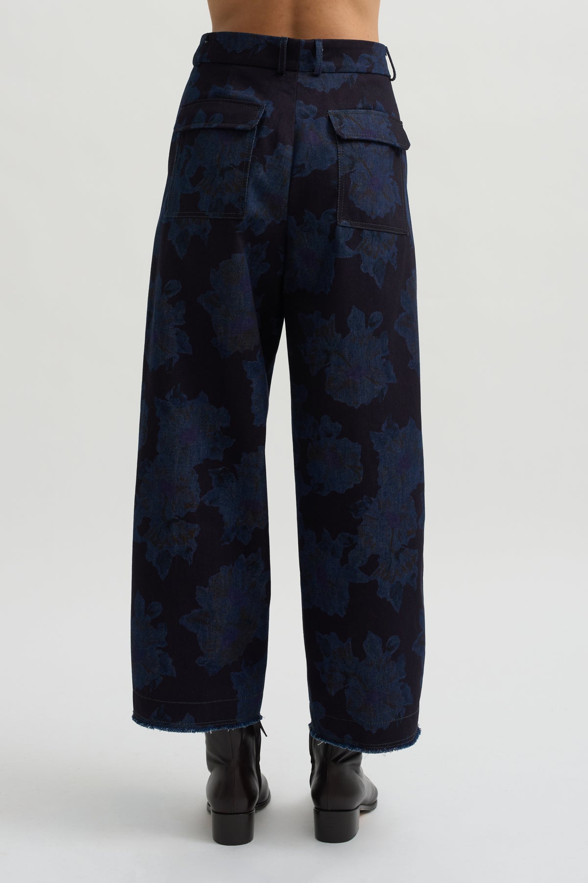 Barrel Pants, Night Flight