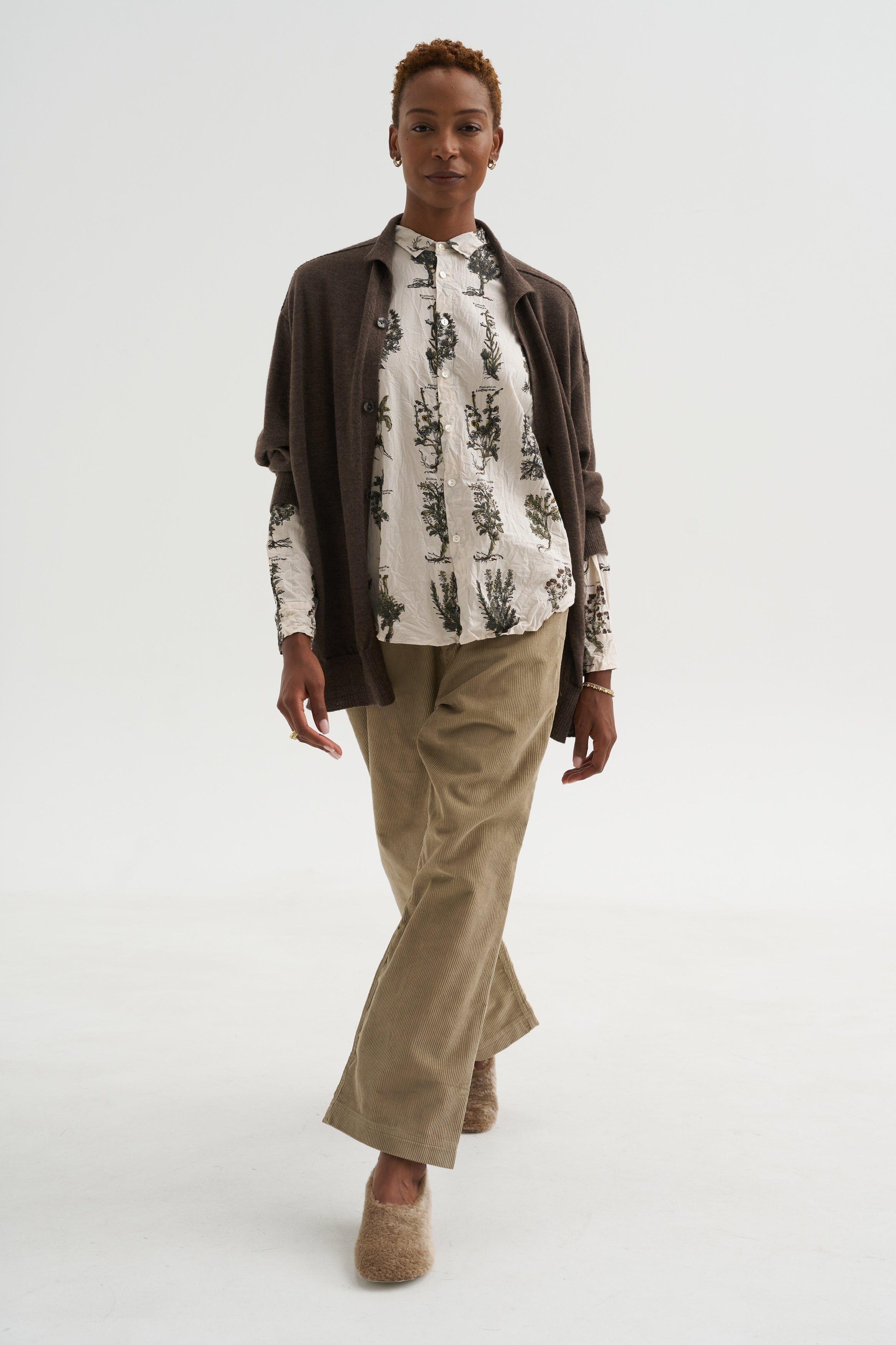 Relax Herbal Print Shirt, Ivory – Kick Pleat