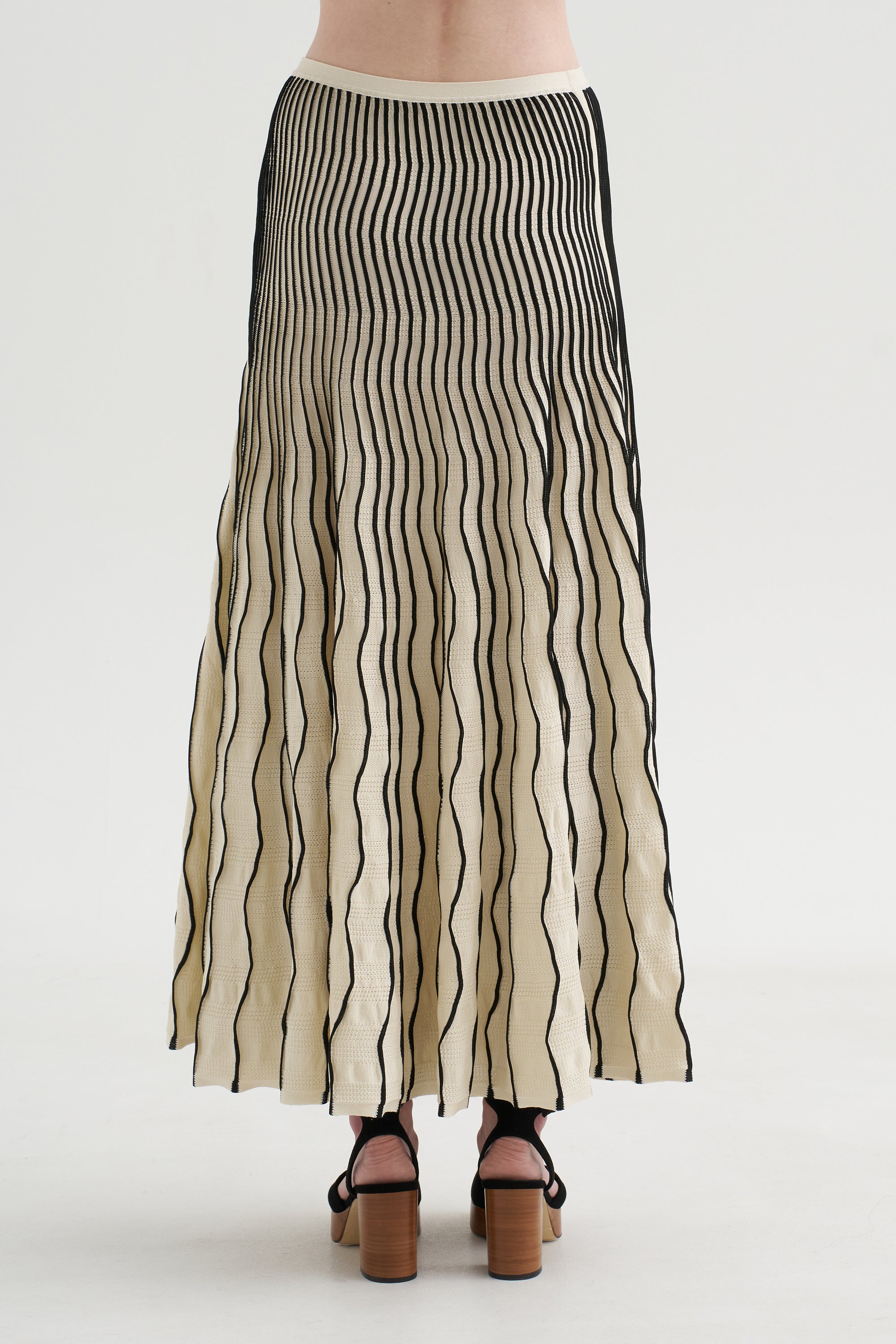 Glowline Skirt, Off-White &amp; Black