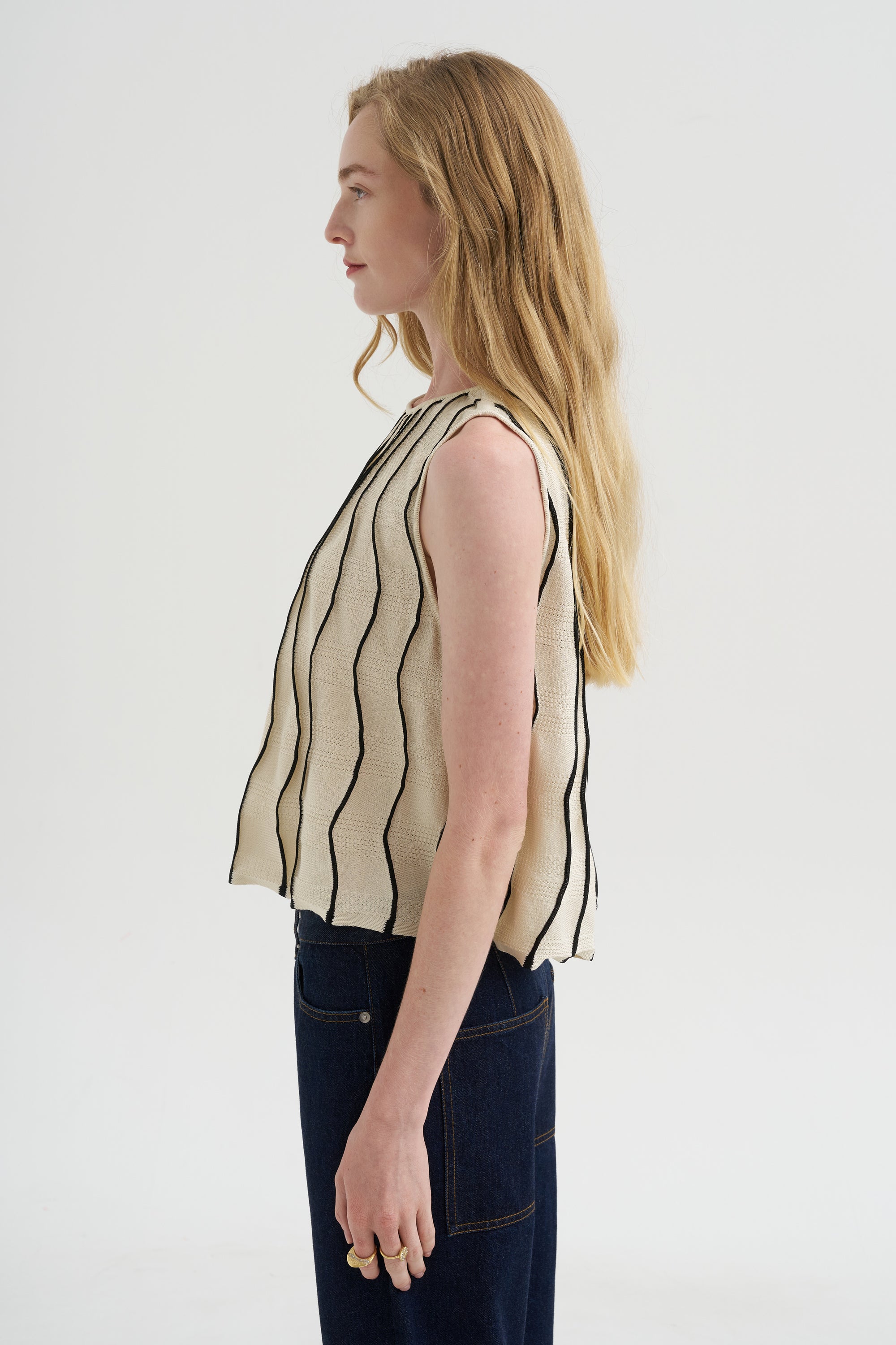 Aerial Top, Off-White &amp; Black