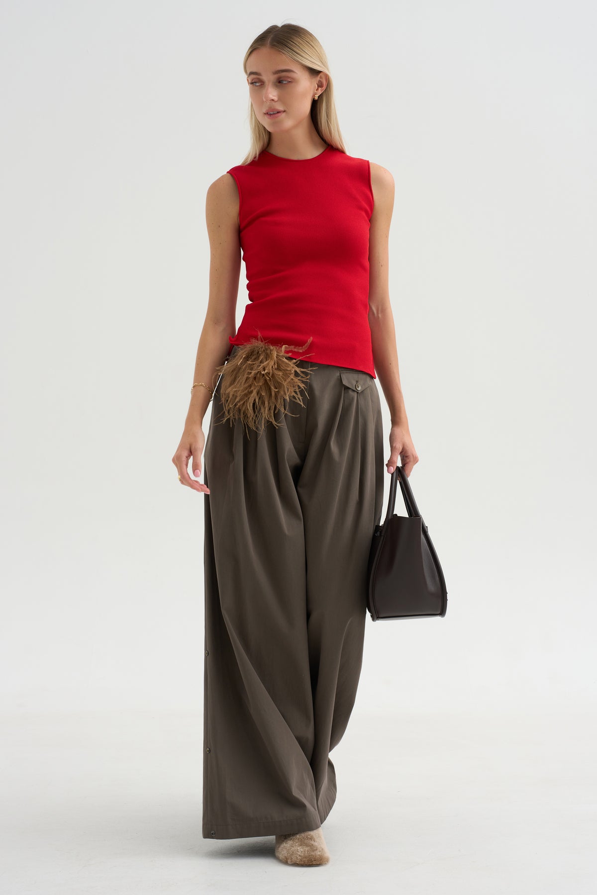 Plaza Top, Red