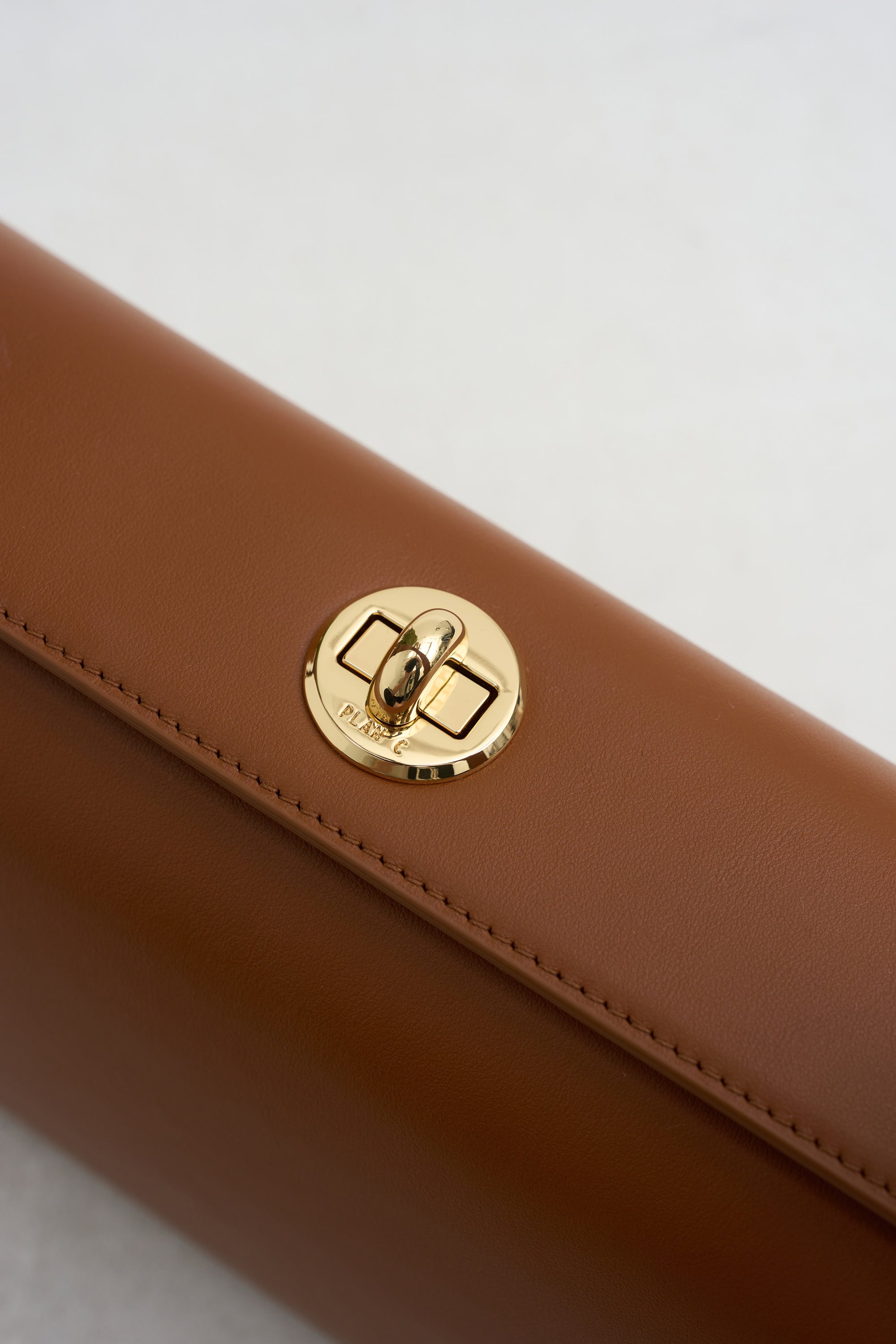 Baguette Shoulder Bag, Toasted