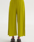 Mellow Pleats, Mustard