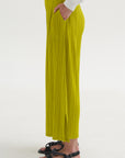 Mellow Pleats, Mustard