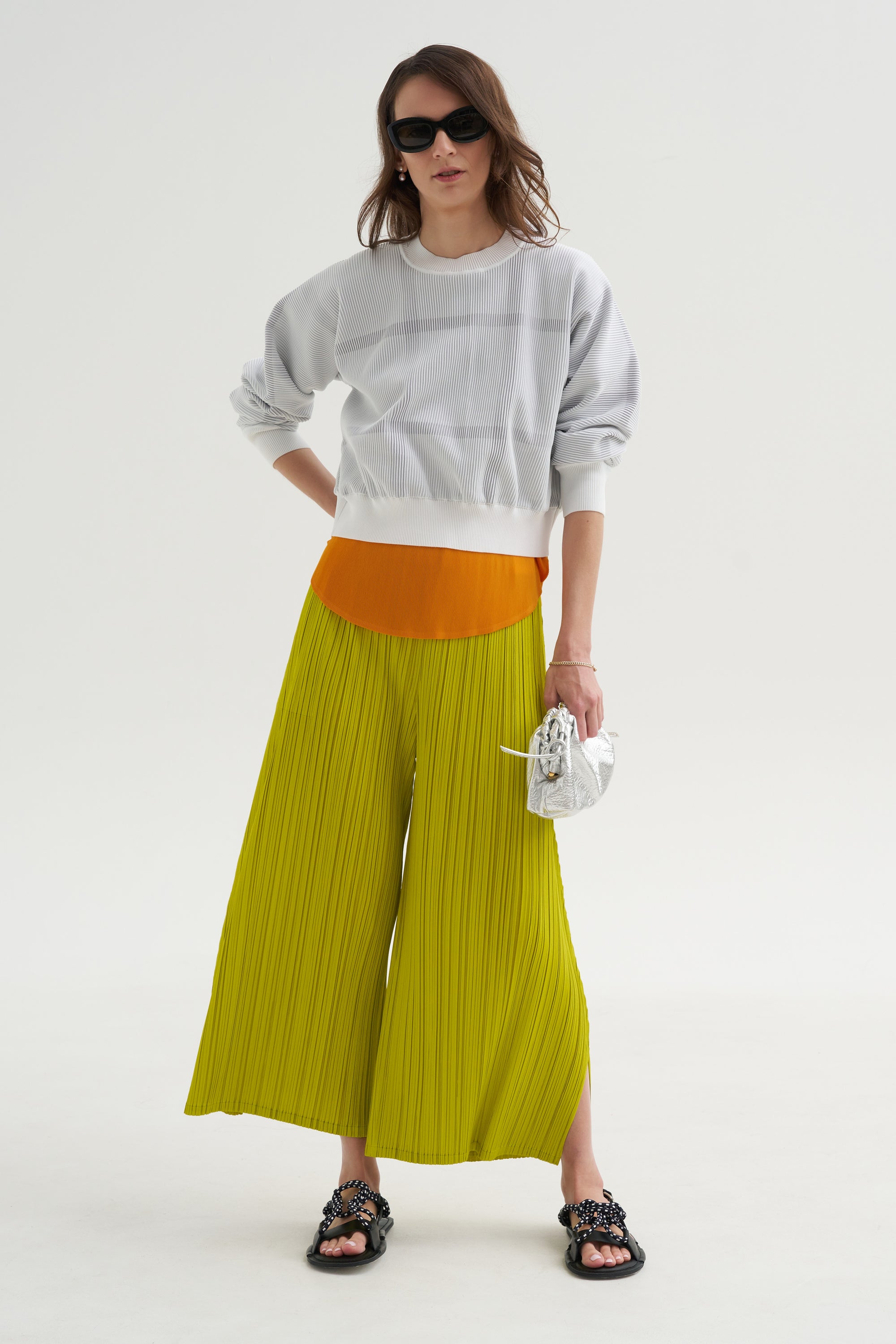 Mellow Pleats, Mustard