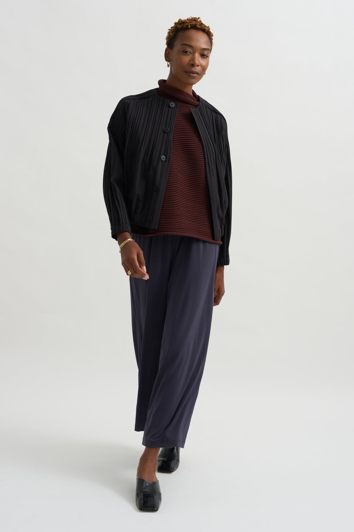 Smooth Coat, Black