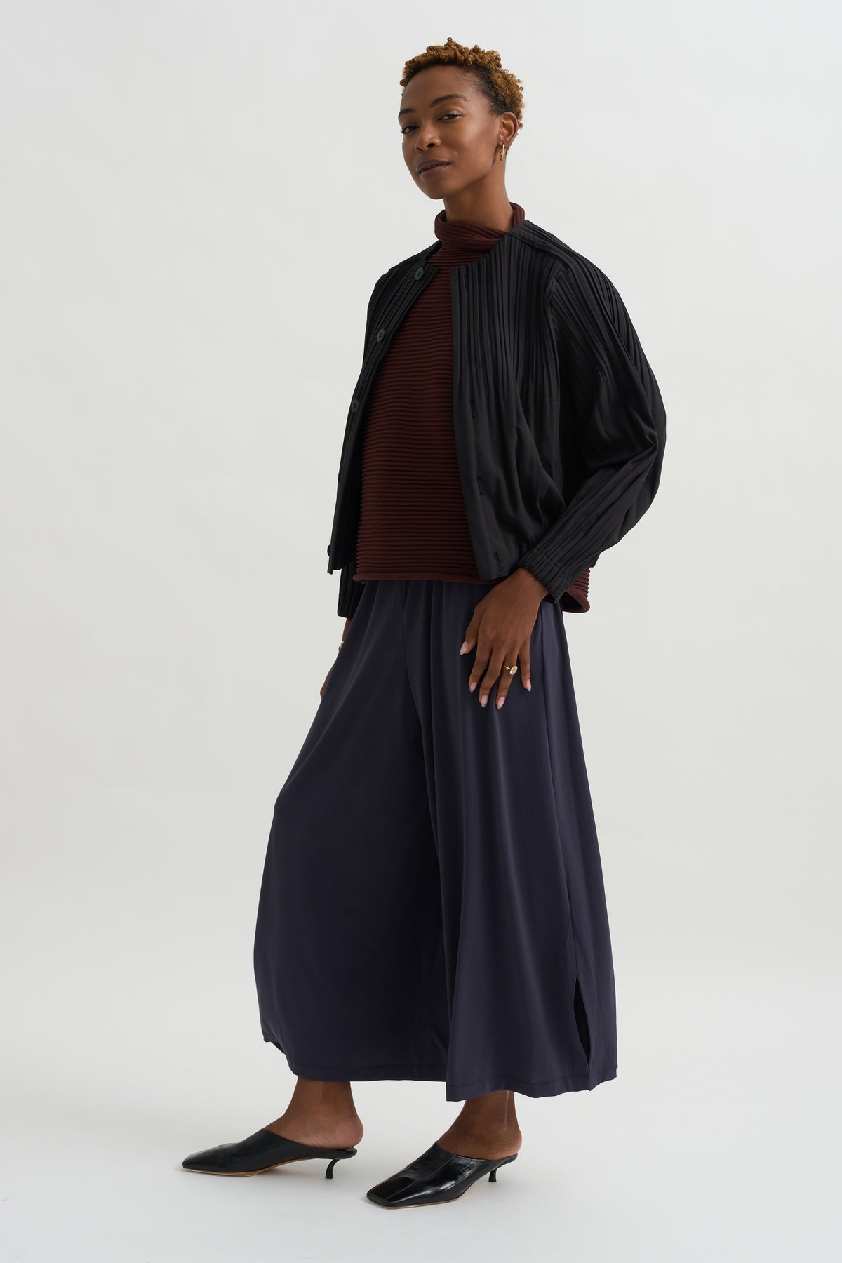 Smooth Coat, Black