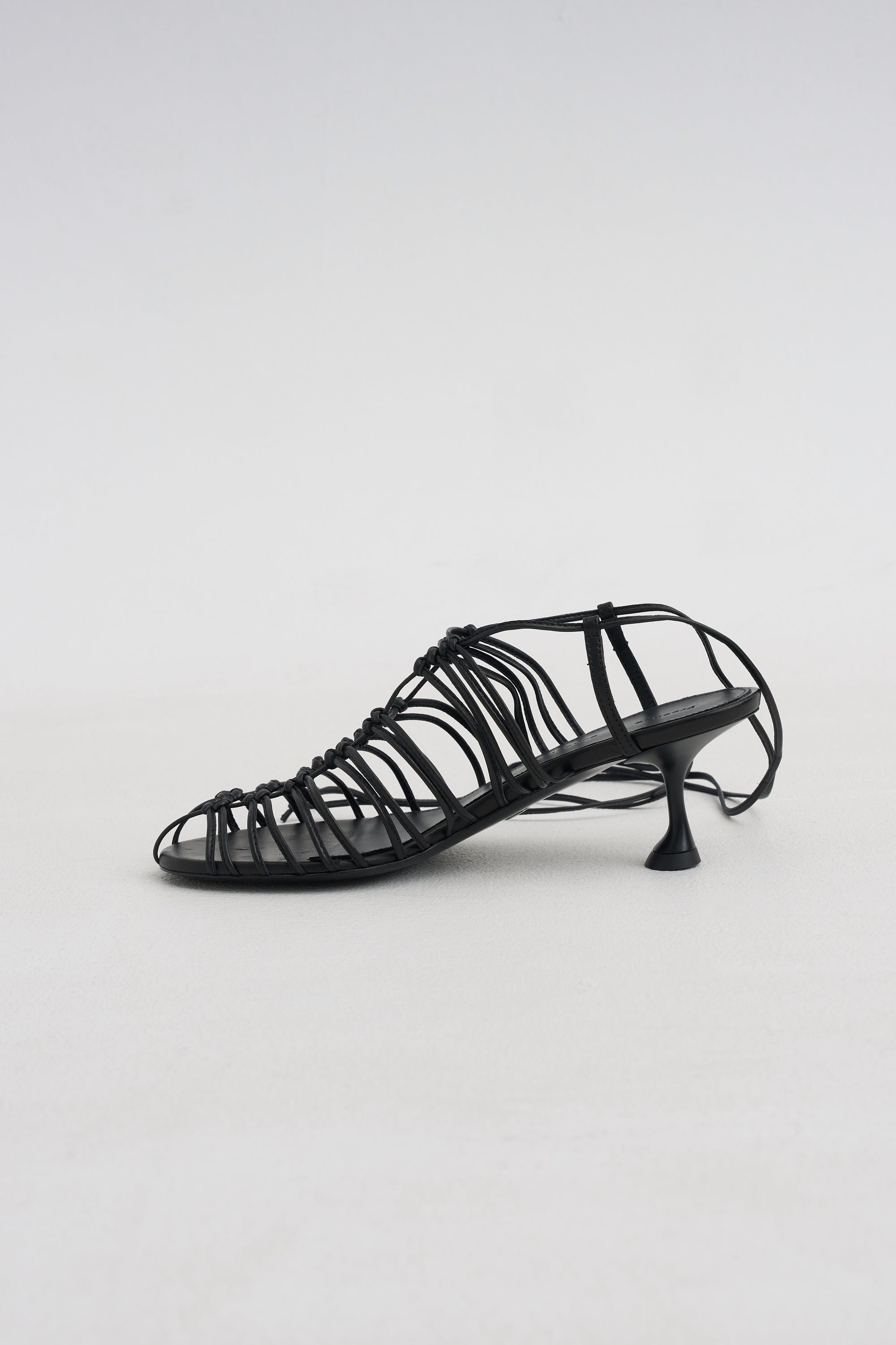 Tee Knot Sandals, Black